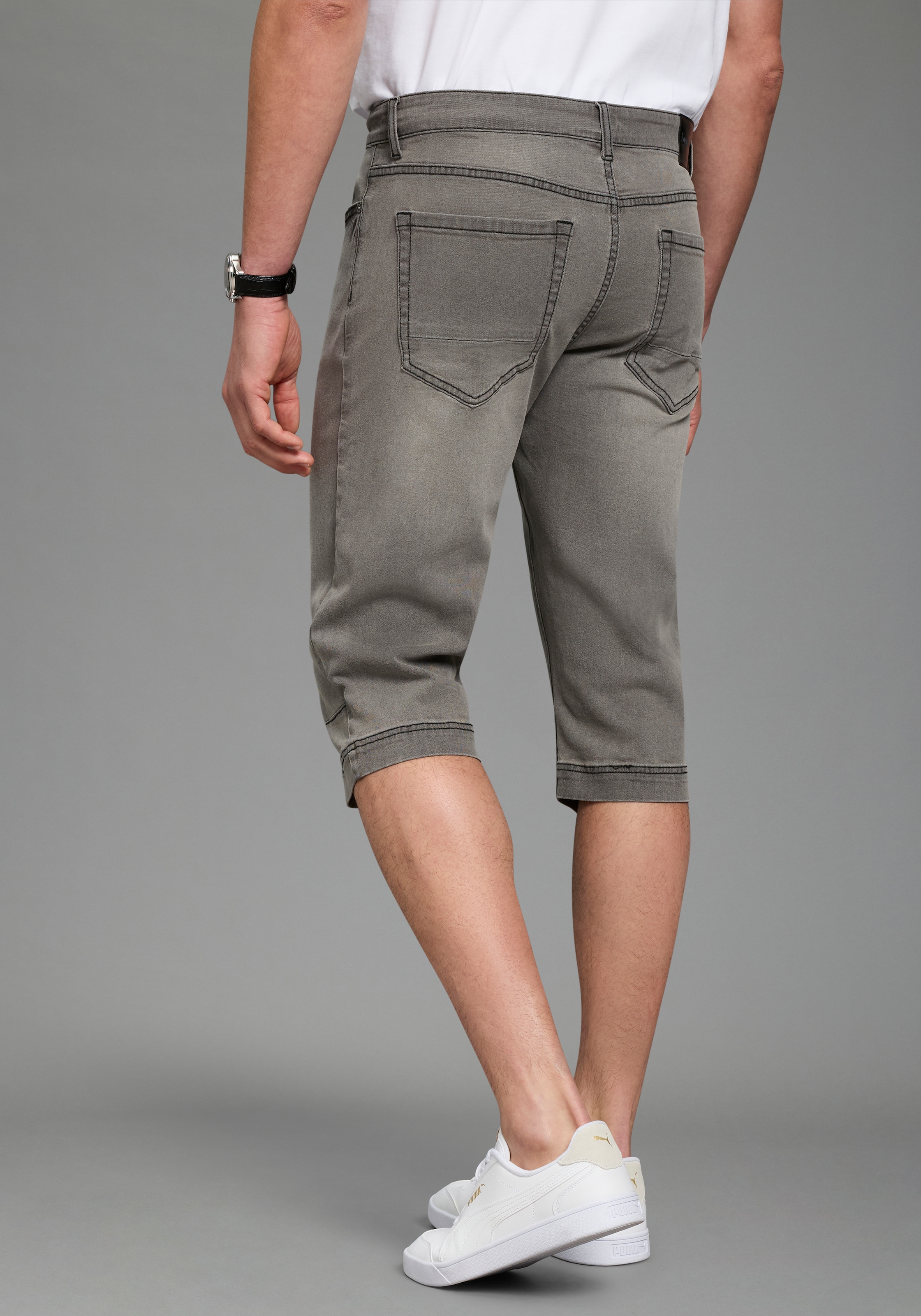 Bruno Banani Bermuda en jean »Hutch-Bermuda« Straight-Fit, hauteur normale de taille, en denim élastique