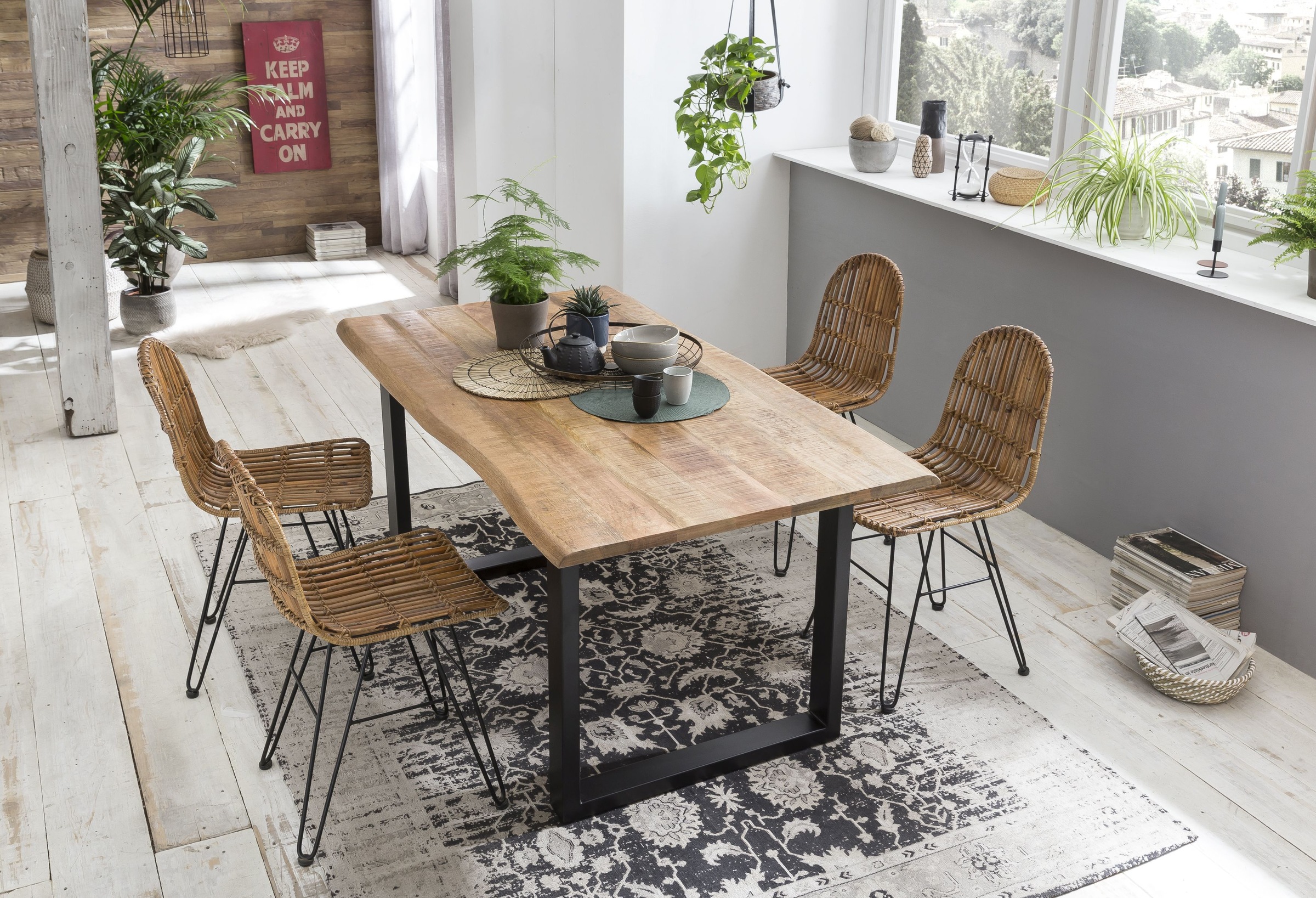 SIT Chaise en rotin () motif chevrons dans le dos