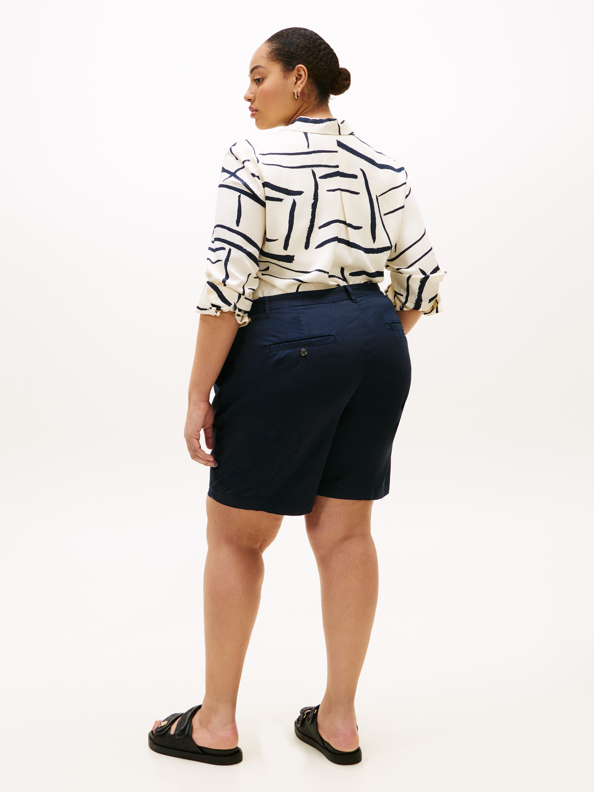 Tommy Hilfiger Curve Short en chino »CRV CO GMD BLEND CHINO SHORT«  en grandes tailles