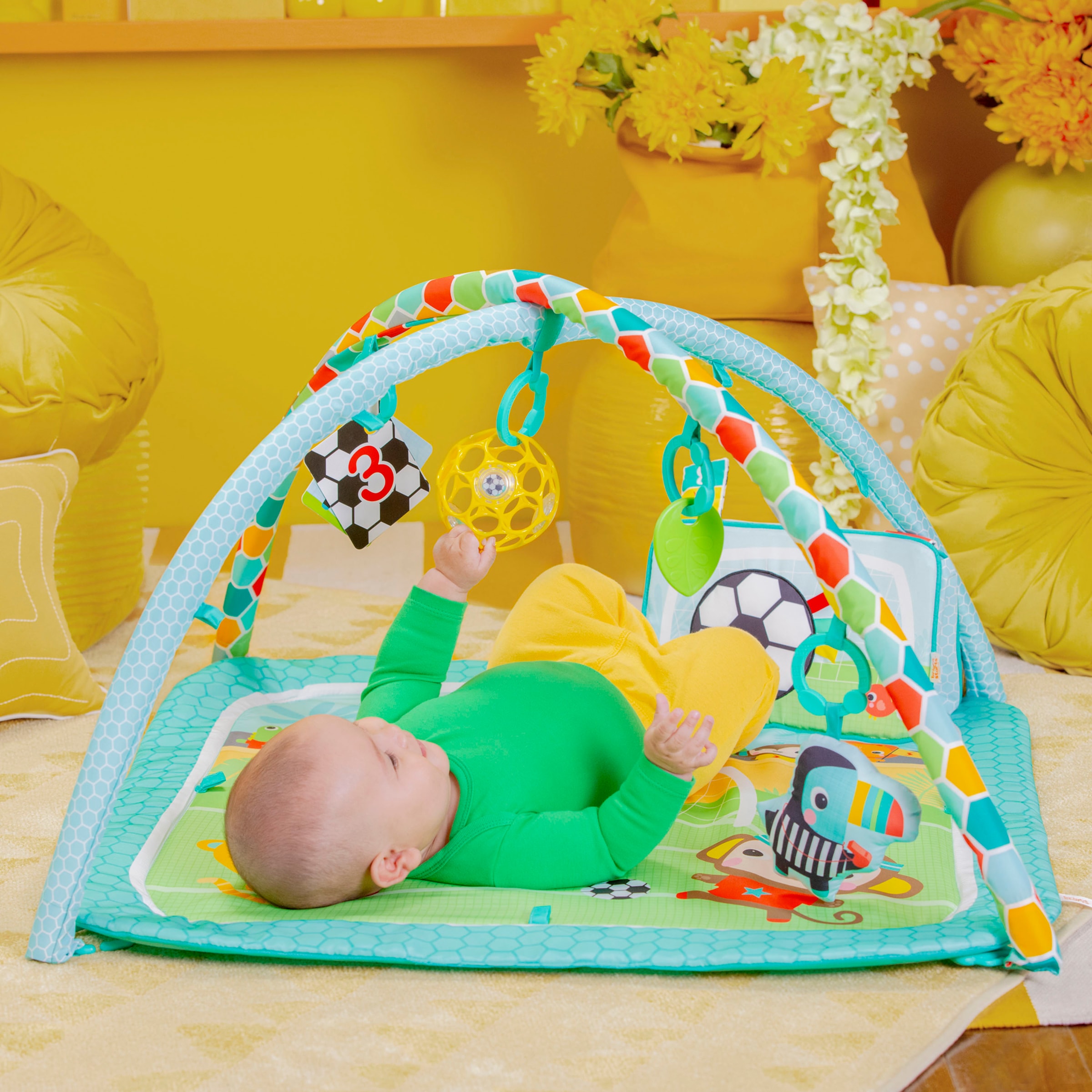 Bright Starts Spielbogen »Grip & Kick Activity Gym« mit Licht- und Soundeffekt