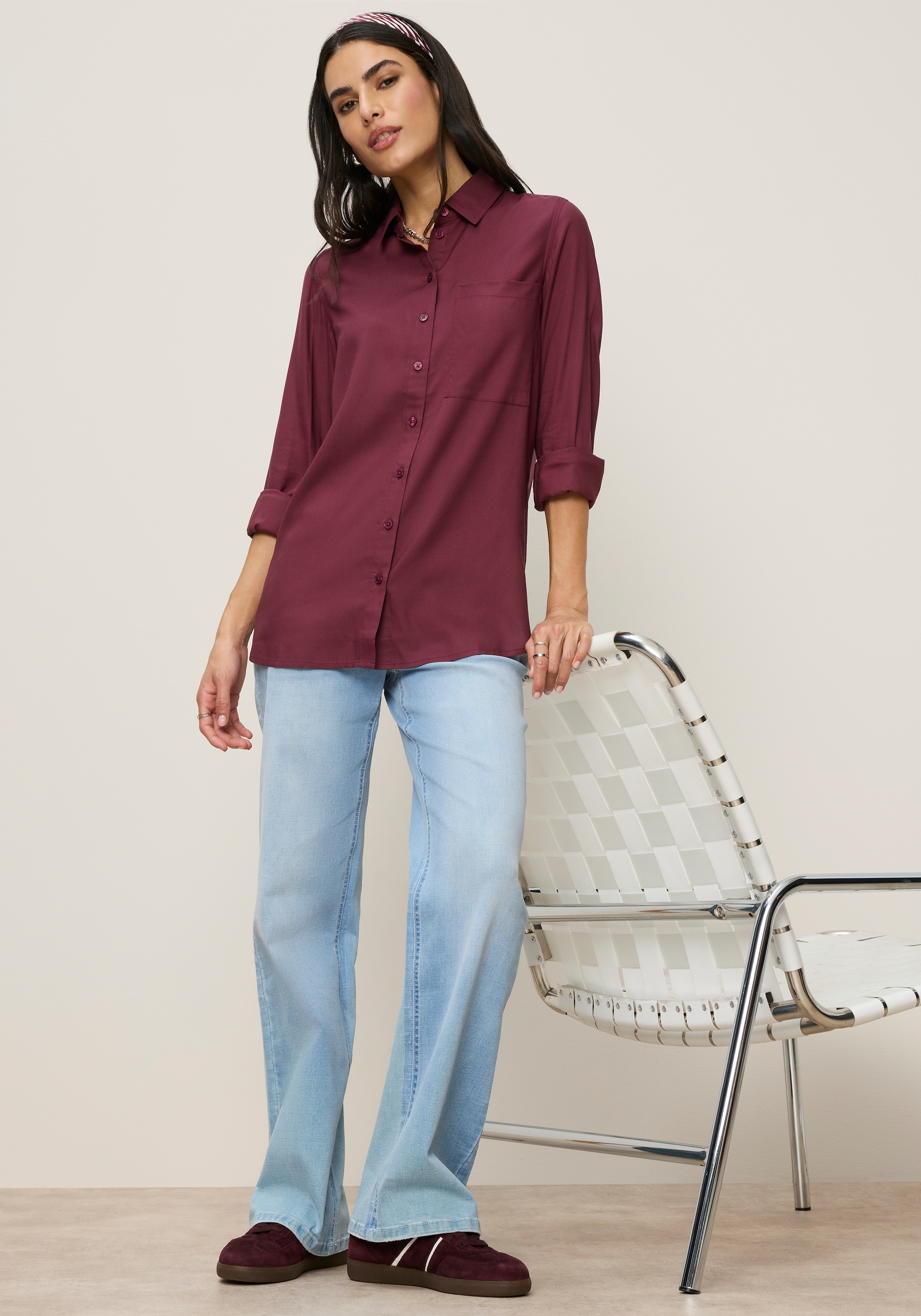 Tamaris Hemdbluse »mit lockerem Schnitt, aus fliessender Viskose-Qualität« im Oversize-Look mit Tasche