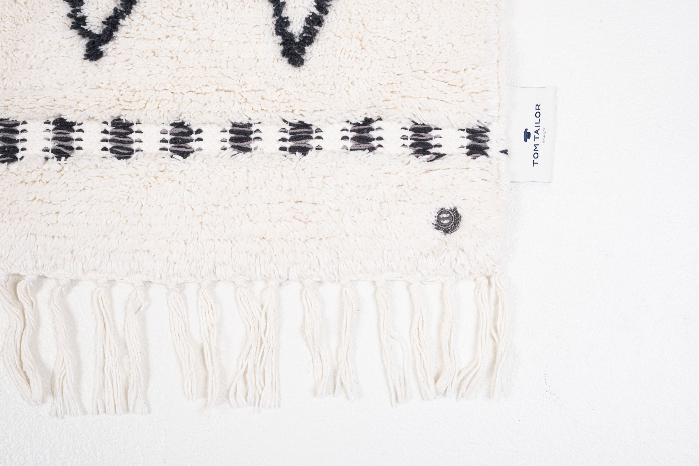 TOM TAILOR HOME Badematte »Ethno Bath« Höhe 20 mm fussbodenheizungsgeeignet Badteppich, Berber Look, mit Fransen, ZickZack Muster, reine Baumwolle