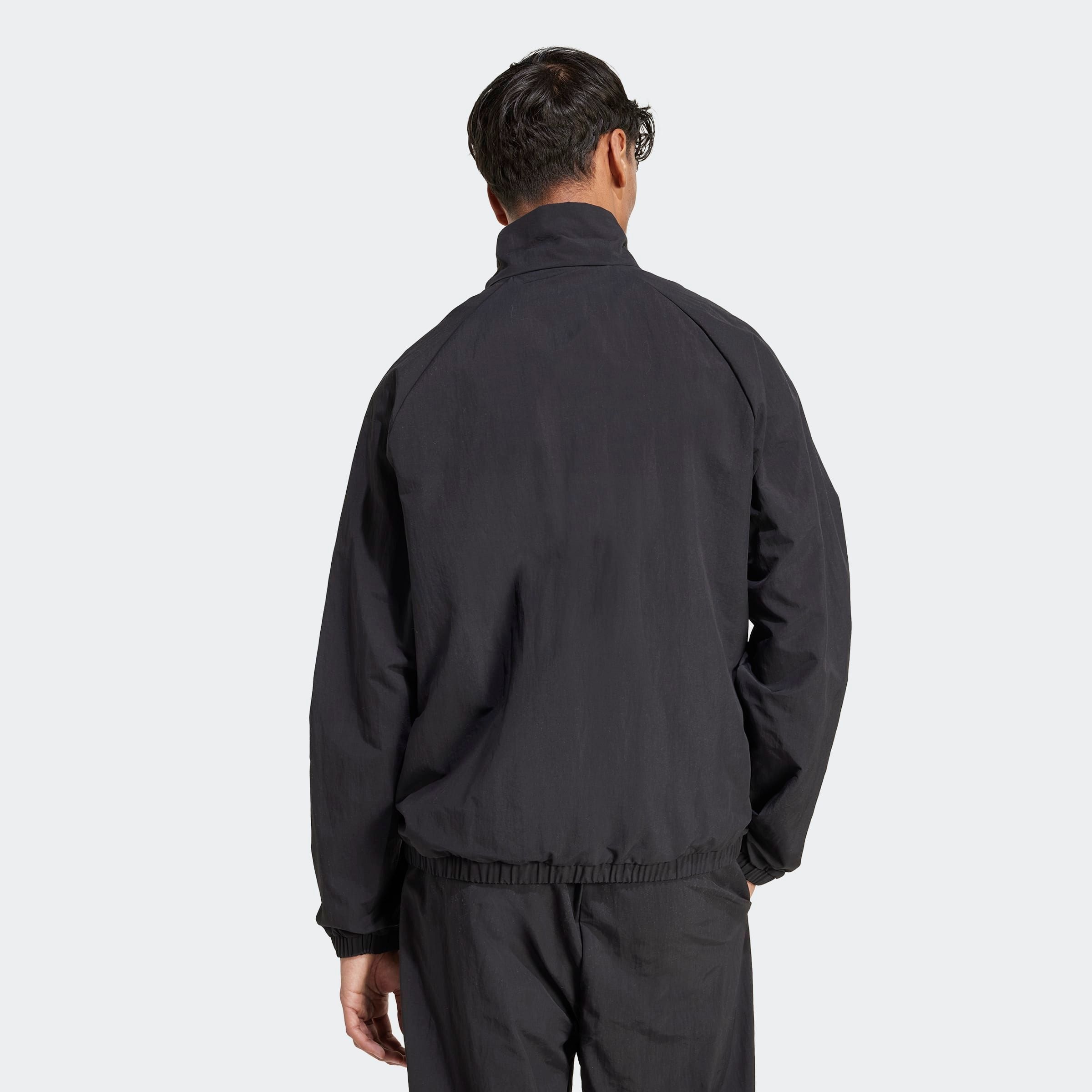adidas Sportswear Coupe-vent »ESSENTIAL MIT KLEINEM LOGO«