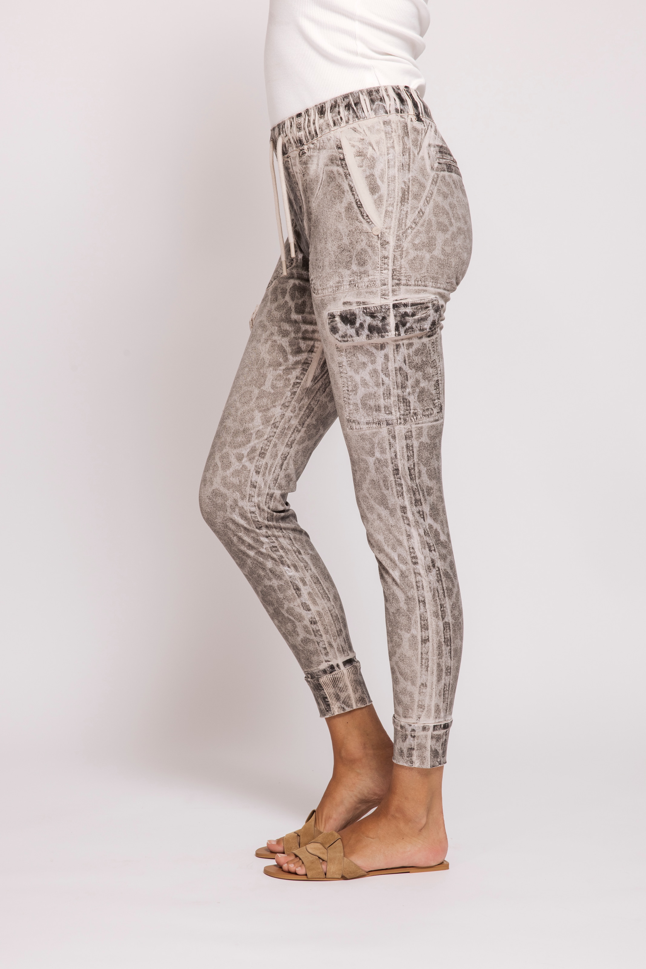 Zhrill Pantalon cargo »ZHDAISEY Leoprint«  mit Leo-Print und Stretch