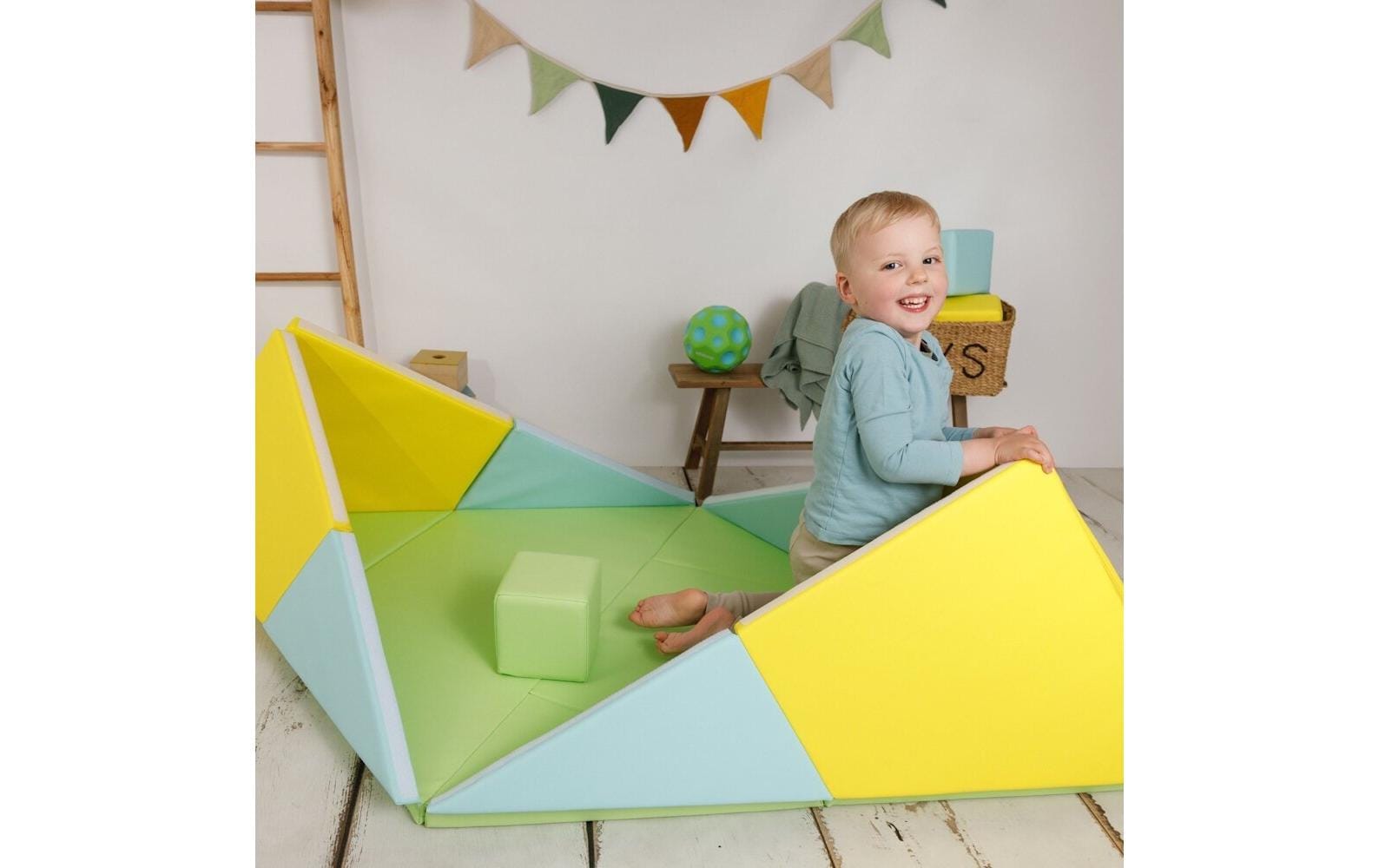 alldoro Spielmatte »3-in-1 faltbar zu Tipi-Zelt und Boot 182 x 105 cm«
