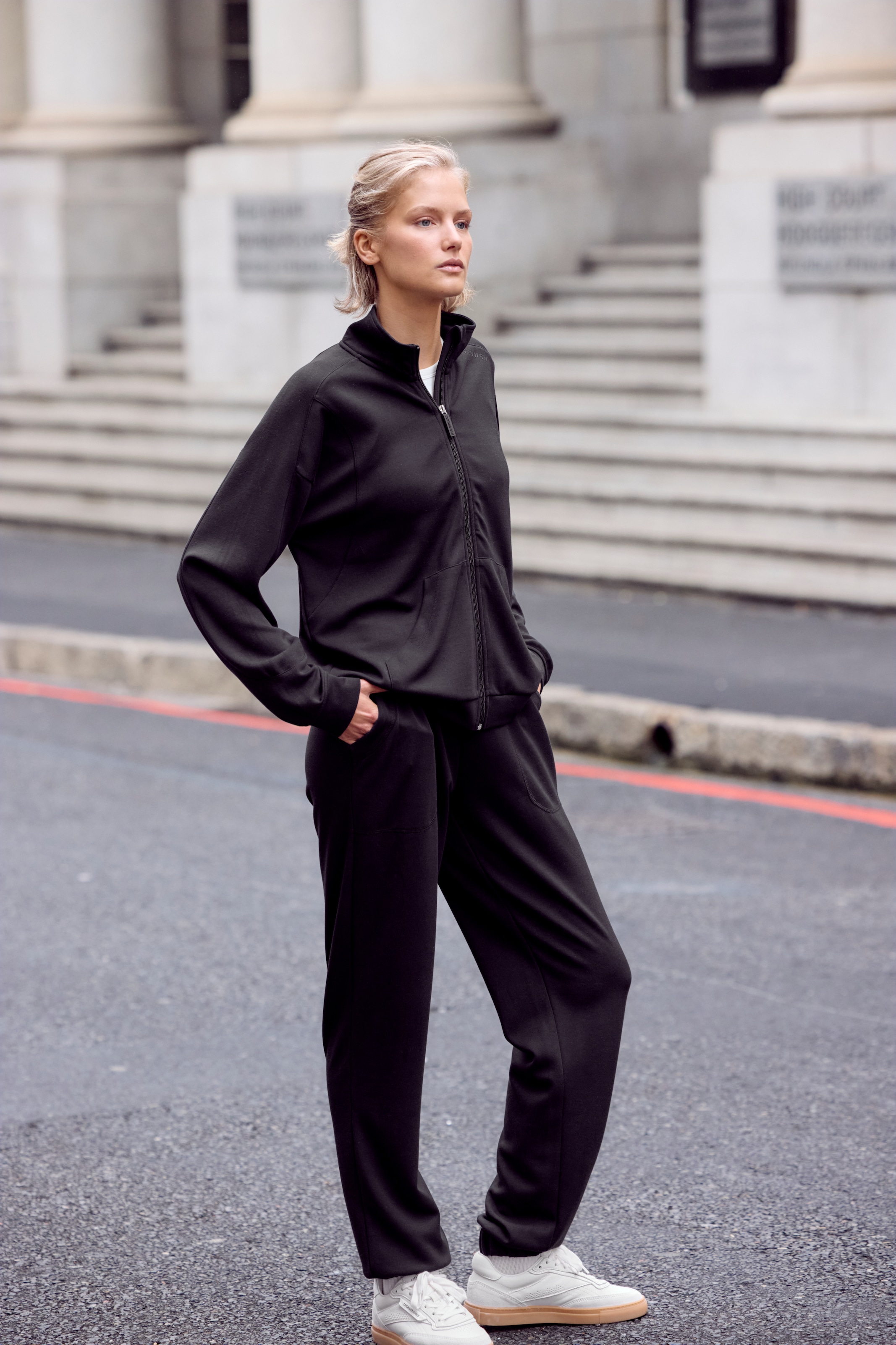 Copenhagen Studios Veste sweat aus hochwertigem Material