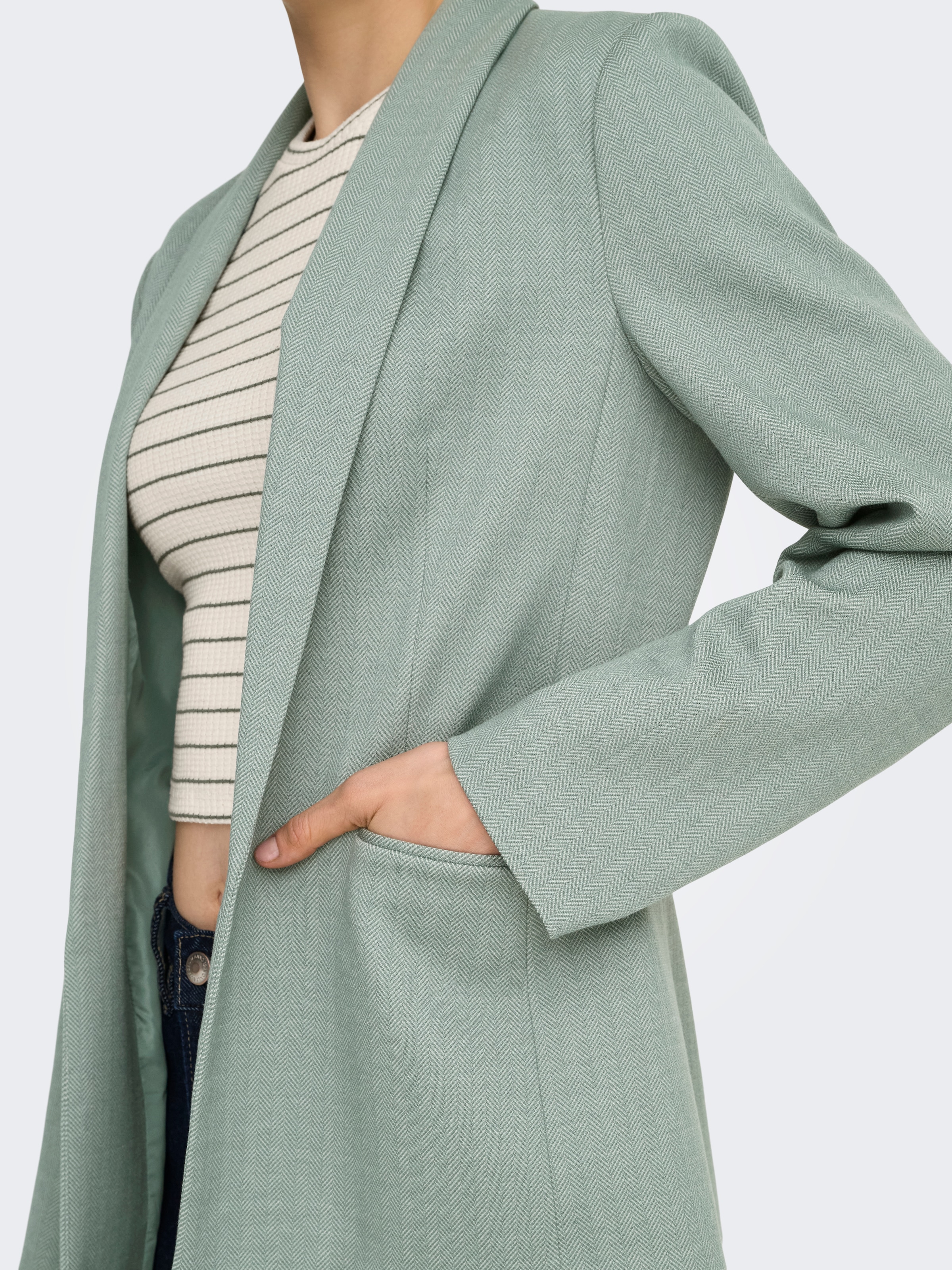 ONLY Blazer long »ONLESKA-ADDY LIFE L/S HB BLAZER CC TLR« mit Reverskragen, verschlusslose Form, Fischgratmuster