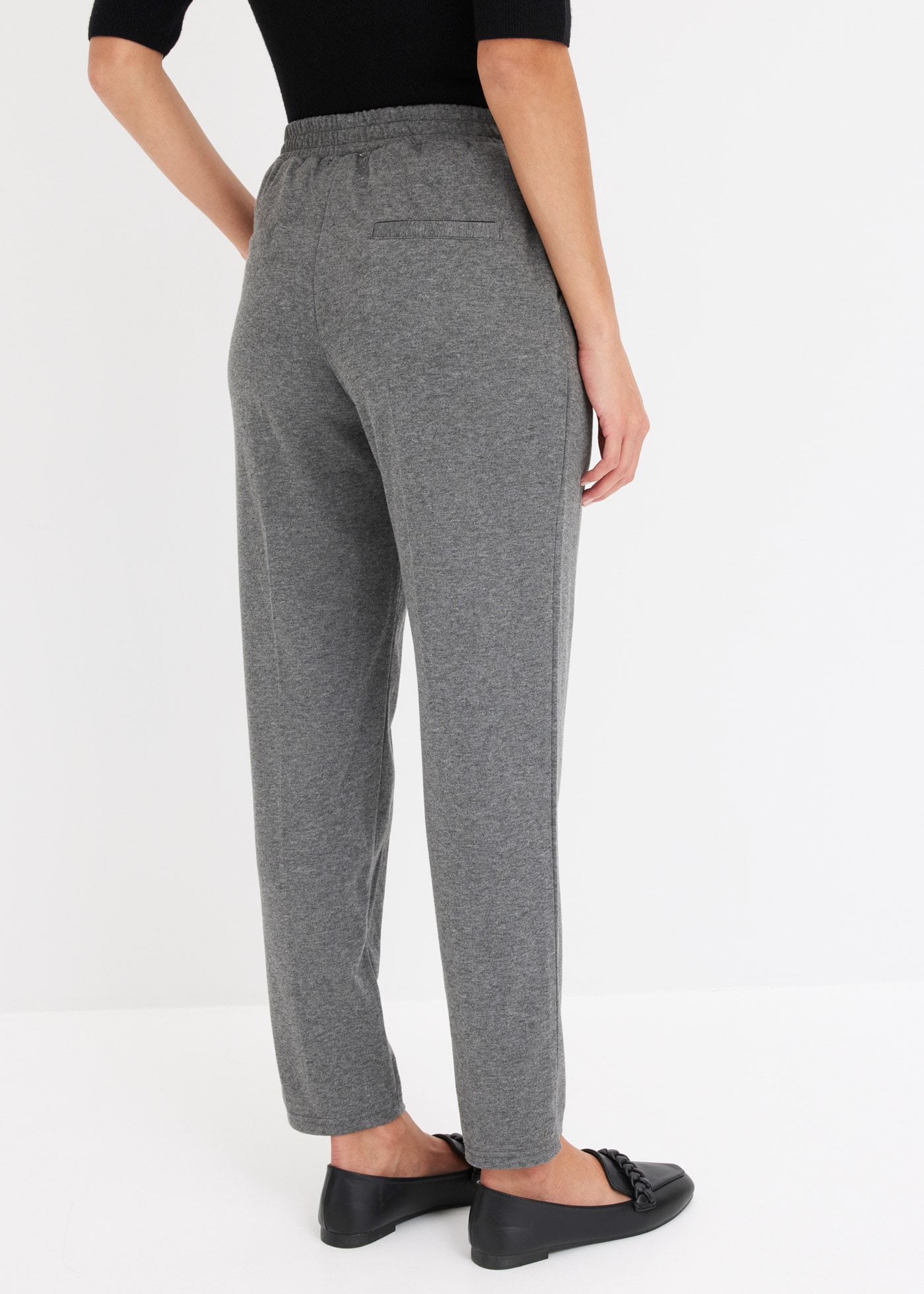 bonprix Schlupfhose  aus Polyester, Viskose und Elasthan, regular fit Passform, modisch