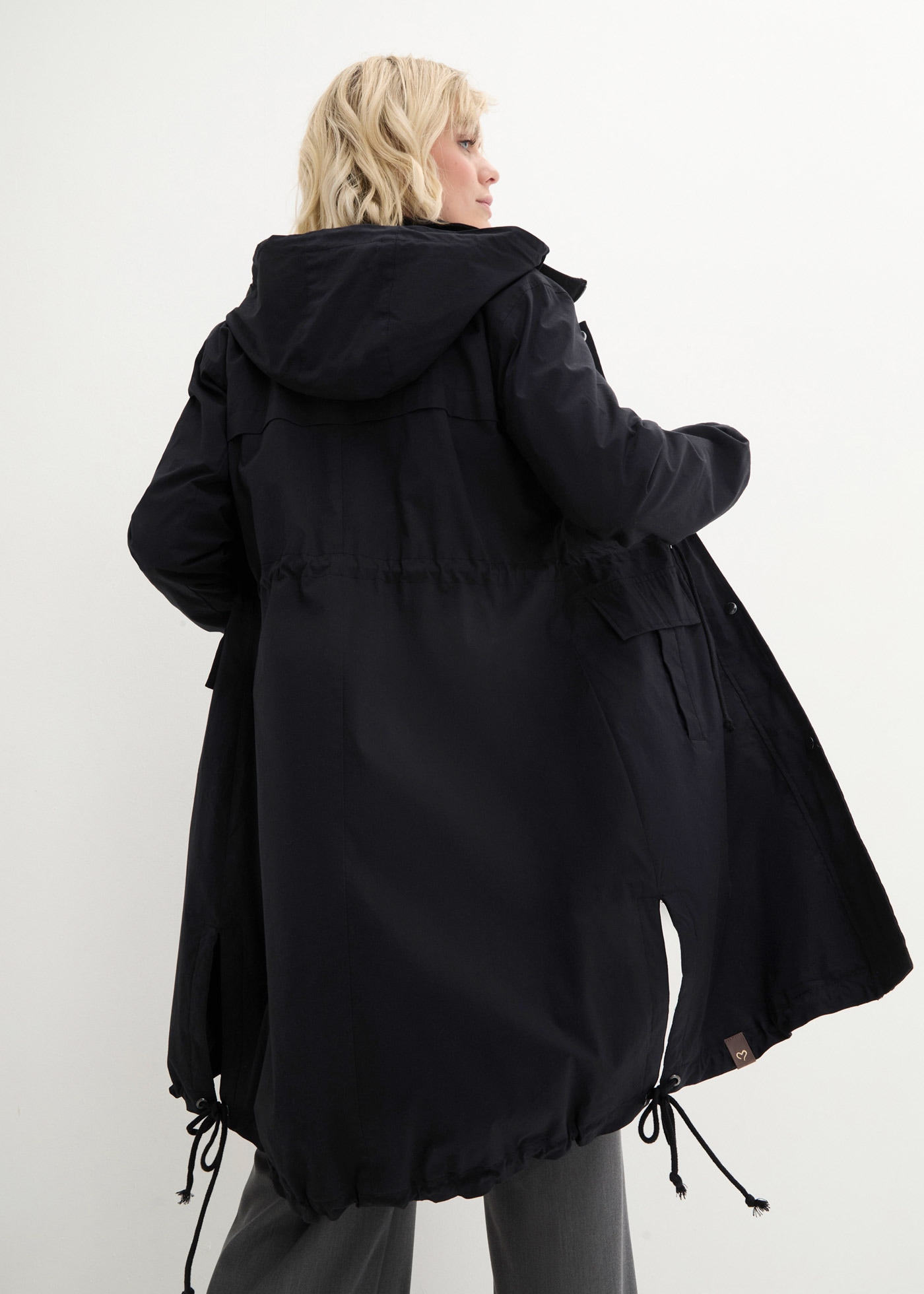 bonprix Veste longue in Trench-Optik, mit Kapuze und vielen tollen Details