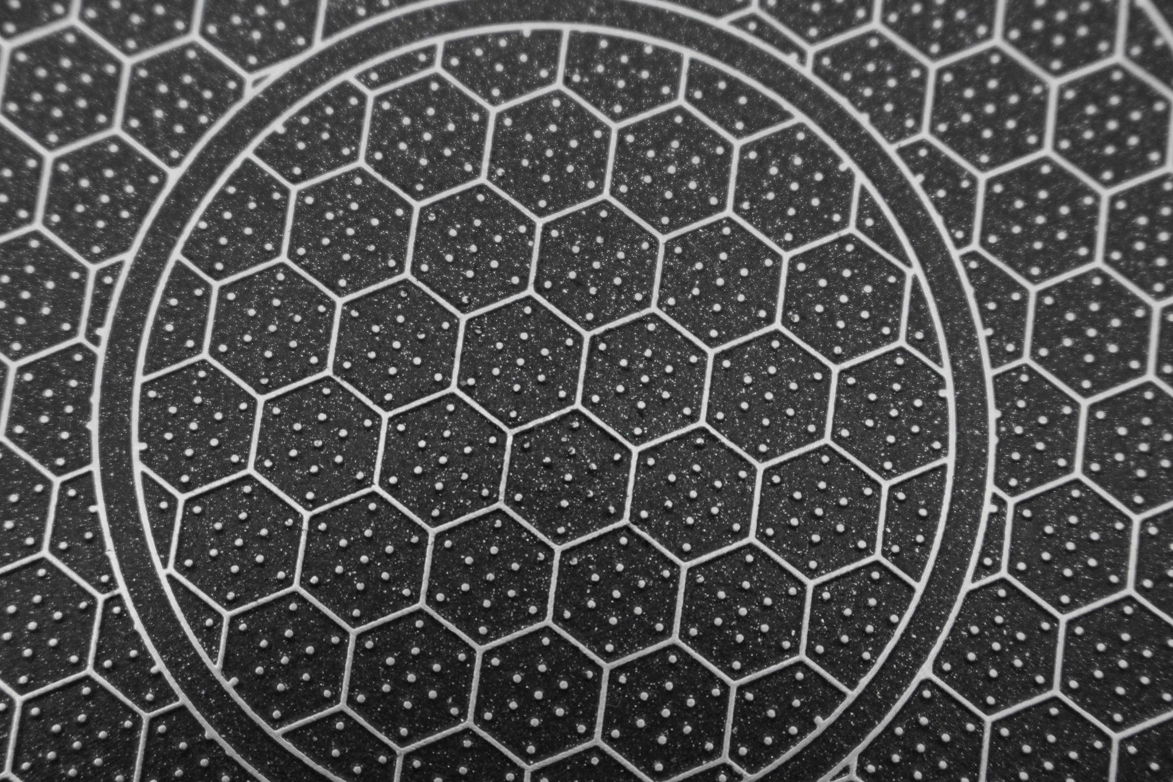 Elo Premium Servierpfanne »Relief Evolution Servierpfanne« Edelstahl 18/10 2 tlg. tlg. durchgehender Aluminium-Kern, aussen magnetischer Edelstahl