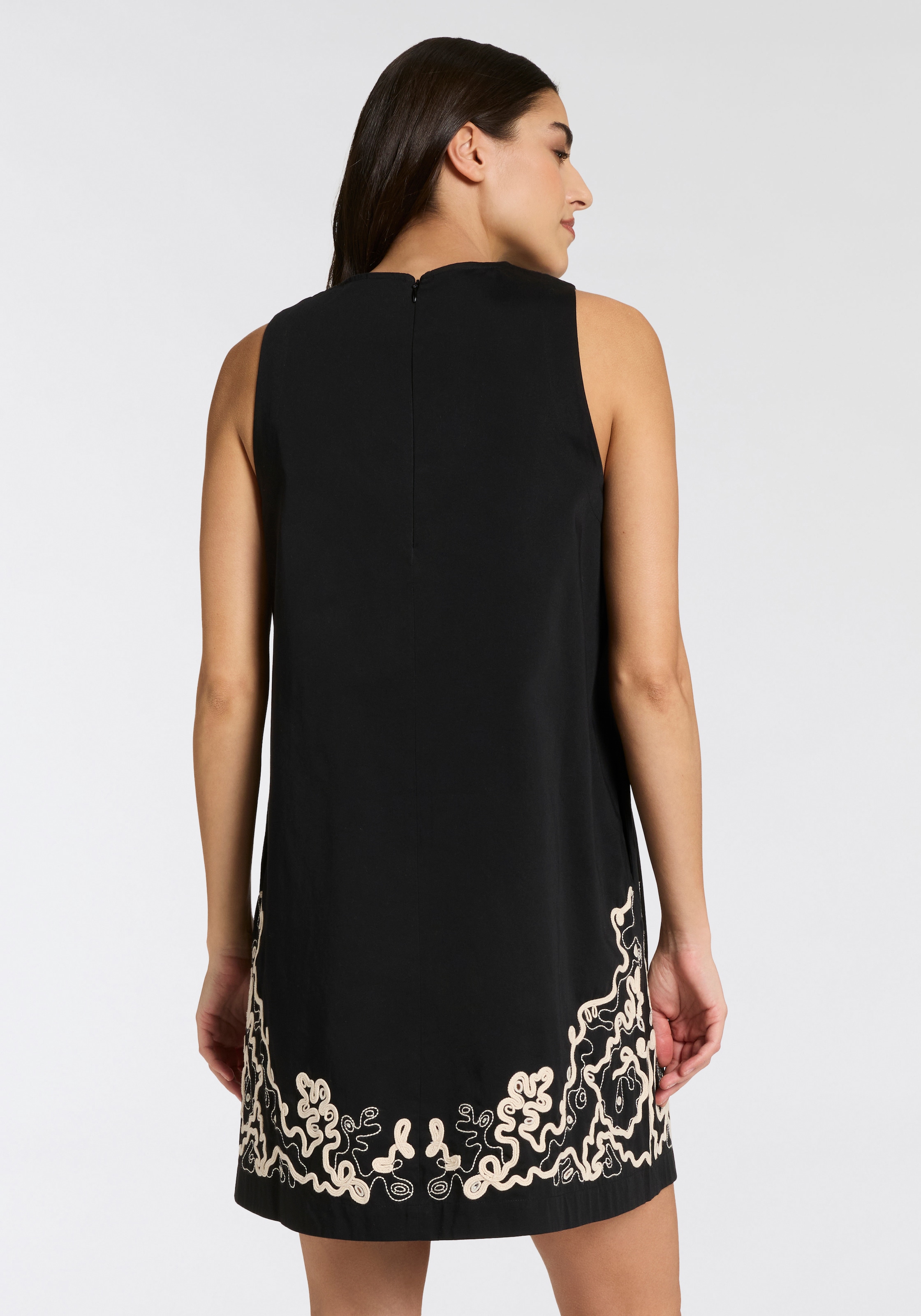 BOSS ORANGE Mini-robe »Dembrolai Premium Damenmode« Poches pour les mains avec broderies, coupe A