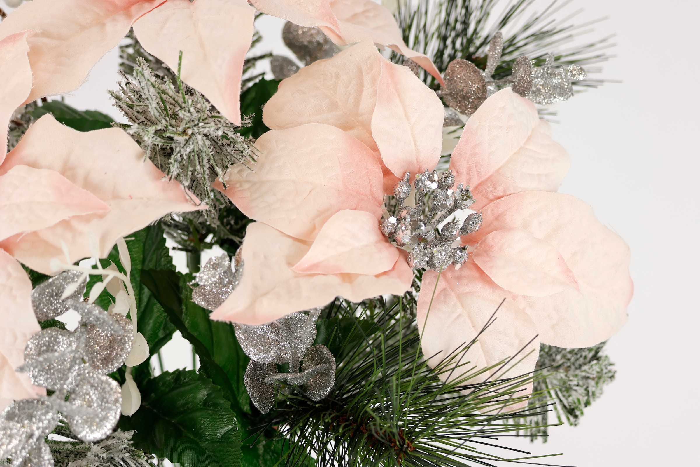 I.GE.A. Bouquet de fleurs artificielles »Bouquet Poinsettia mit Tannenzweigen« 2er Set Eukalyptus Baumwolle Adventsdeko Weihnachtsdeko Christstern