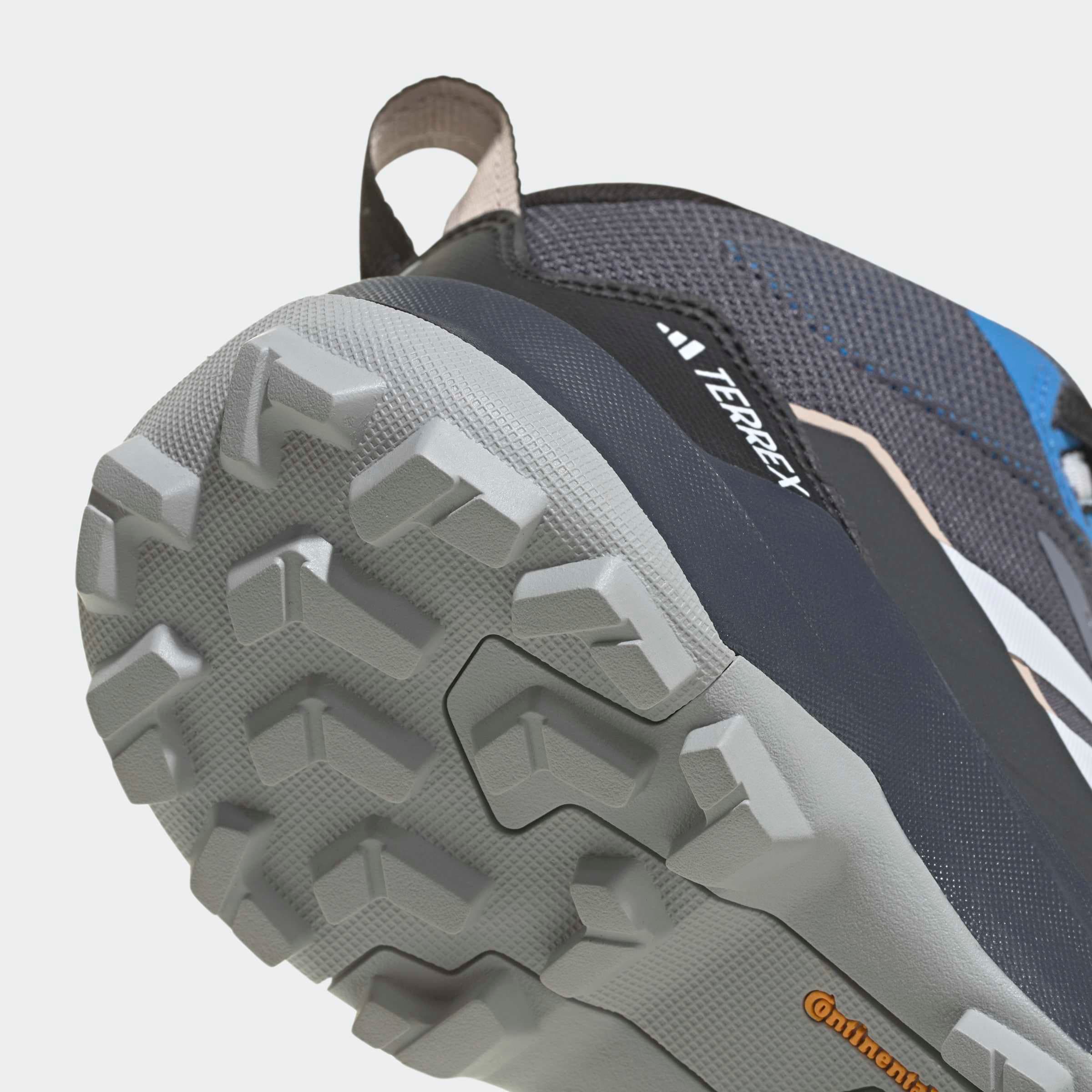 adidas TERREX Chaussure de randonnée »SKYCHASER AX5 MID GORE-TEX«  imperméable grâce à la membrane Gore-Tex