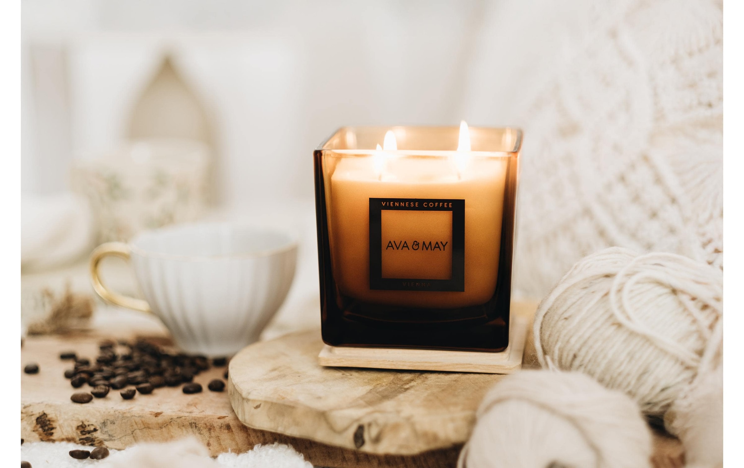 AVA & MAY Duftkerze »Niennesse Coffee, 550 g«