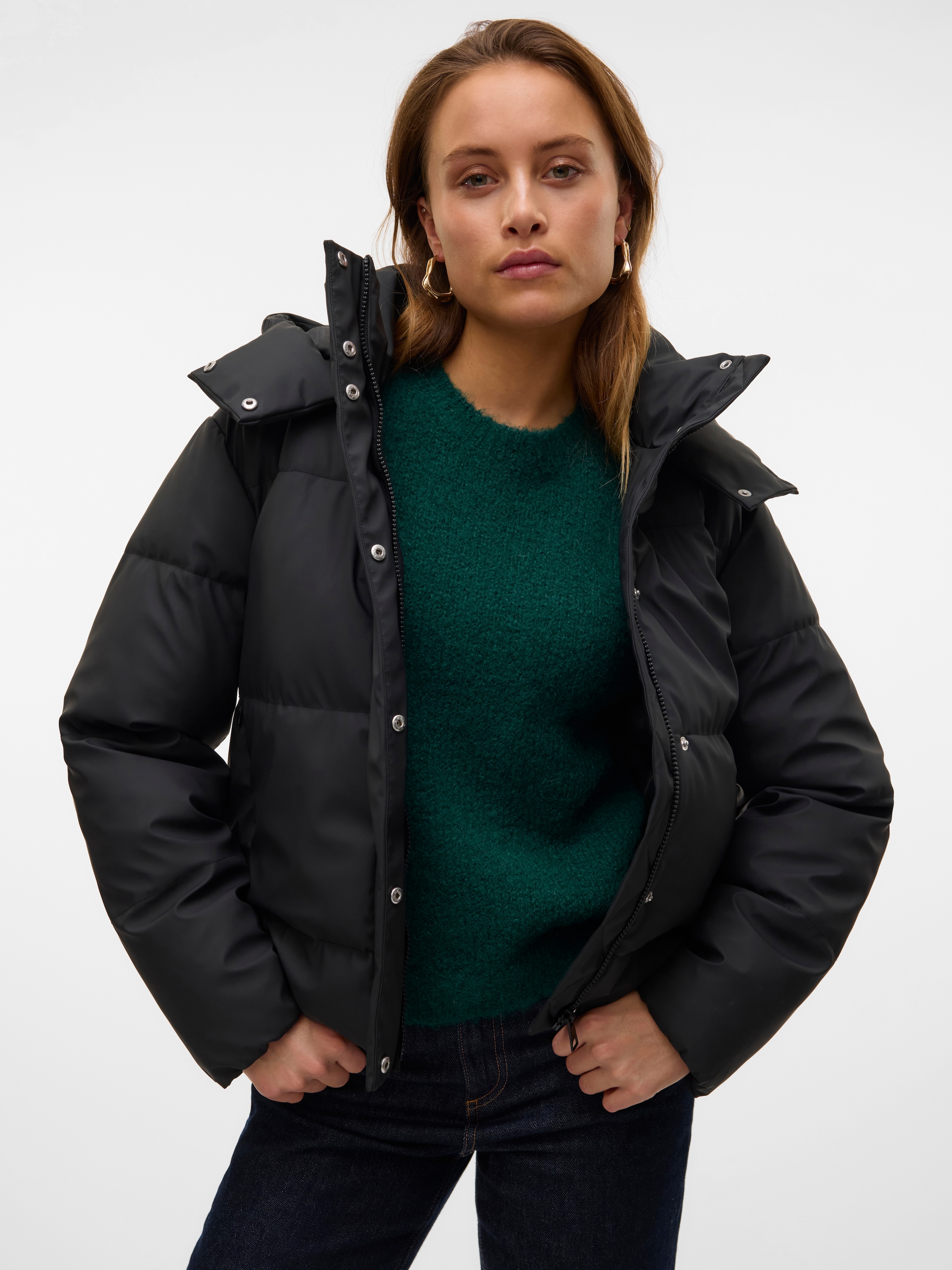 Vero Moda Veste matelassée »VMGRETAKYLIE SHORT COATED JACKET NOOS« avec capuche similicuir