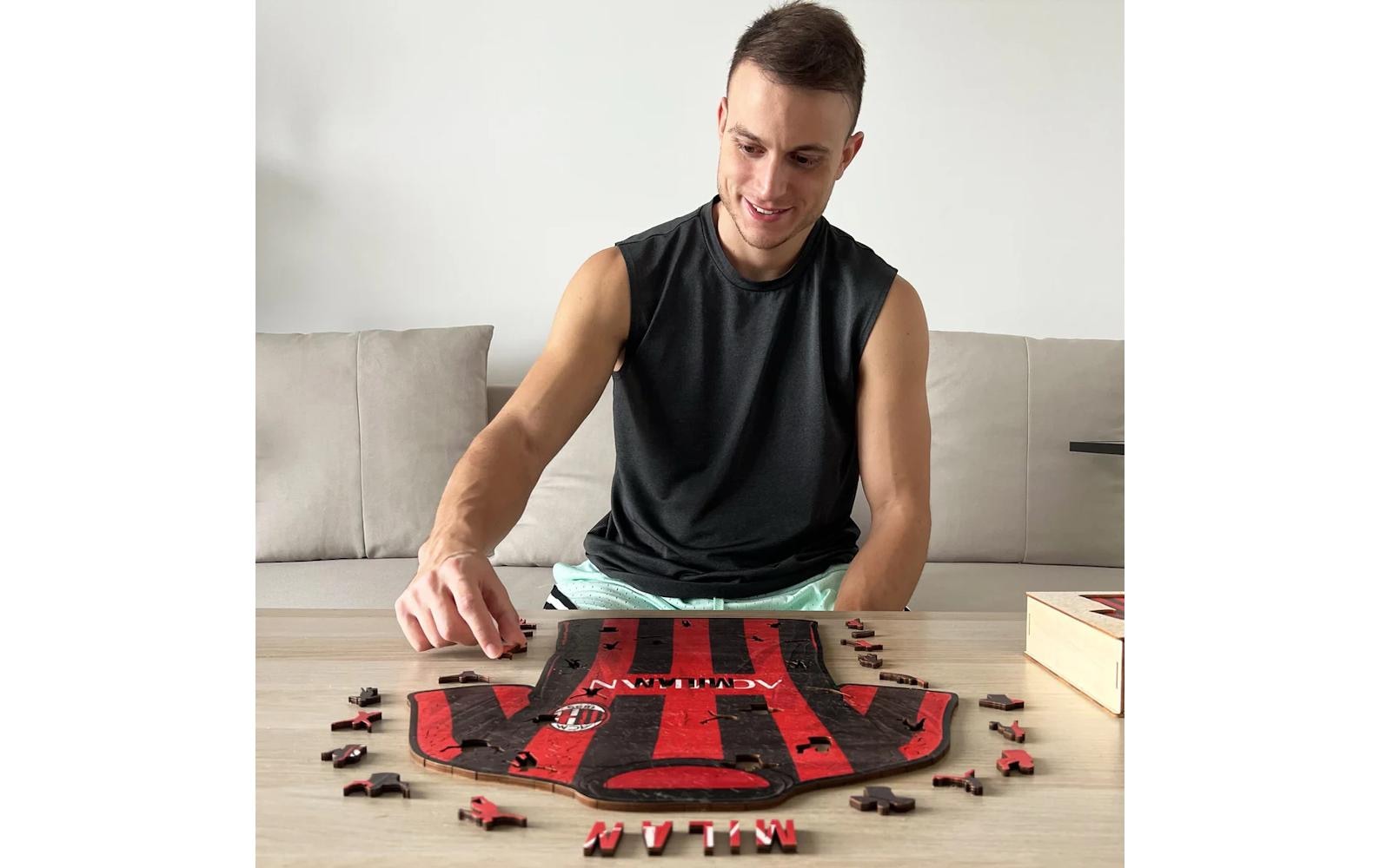   Puzzle »Iconic Puzzle AC Milan – Trikot«