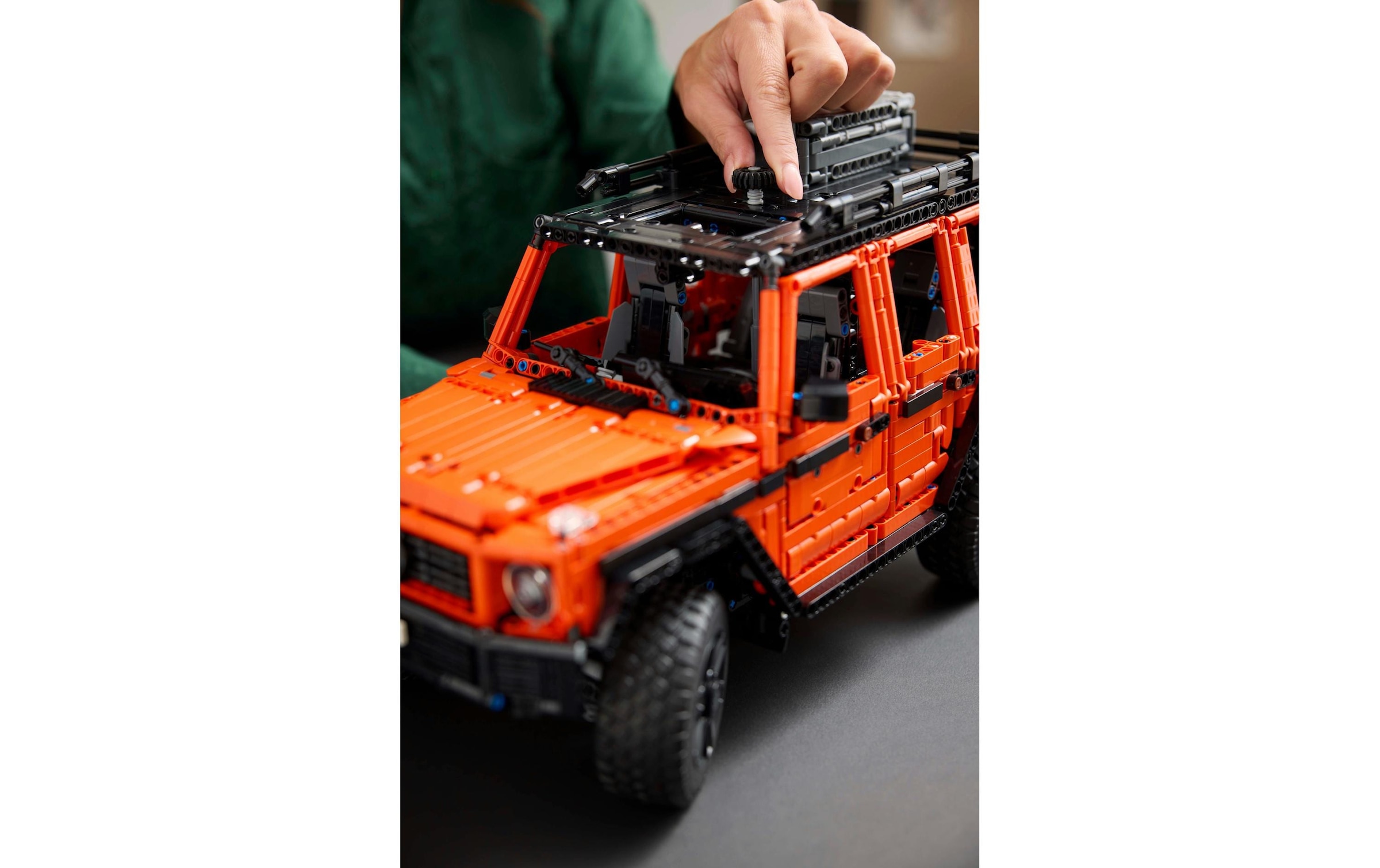 LEGO® Konstruktionsspielsteine »Technic Mercedes-Benz G 500 Professional Line 42177«