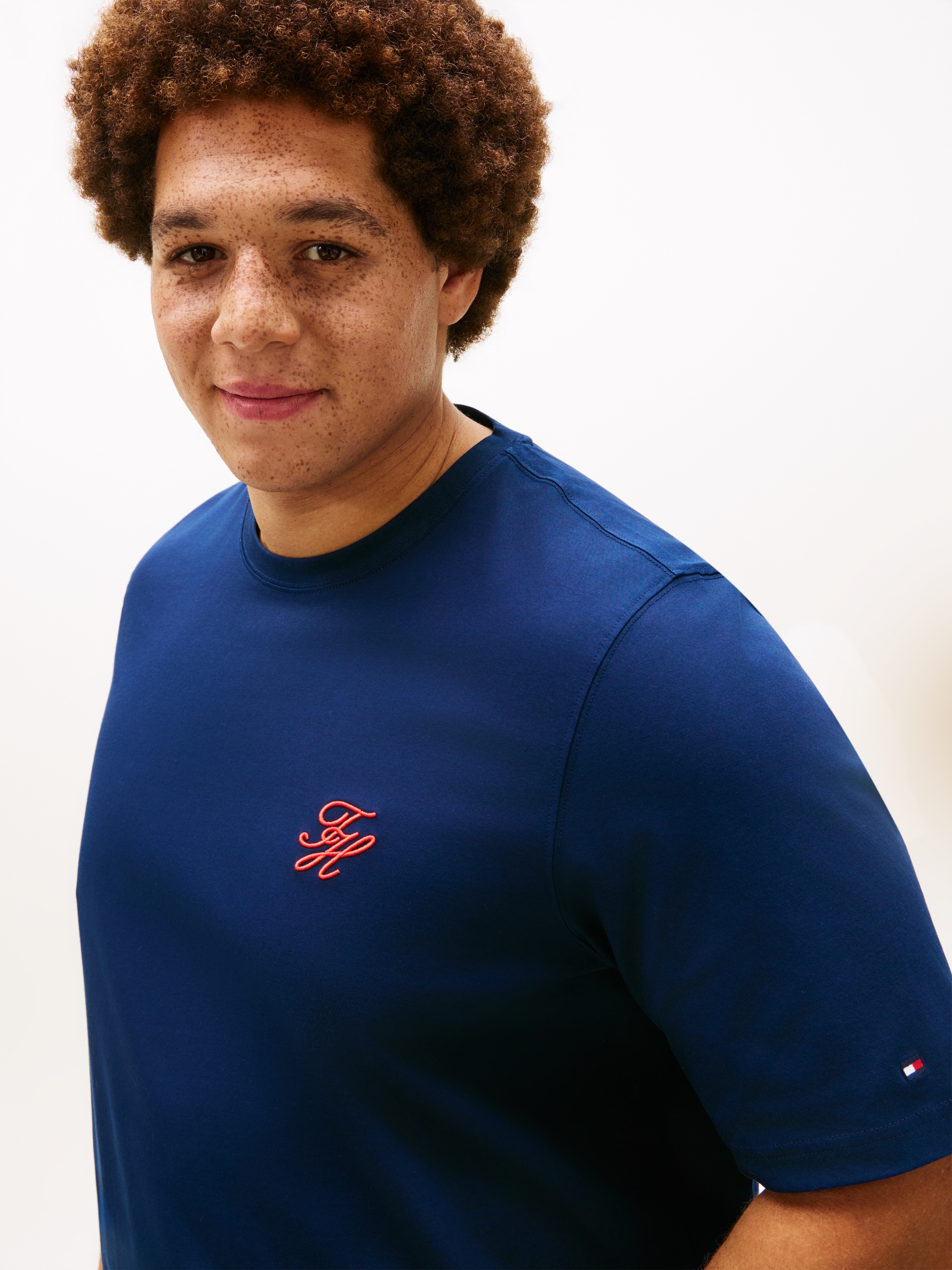 Tommy Hilfiger Big & Tall T-shirt »BT-SCRIPT MONOGRAM SWIMSHOP« grandes tailles, jersey, broderie logo