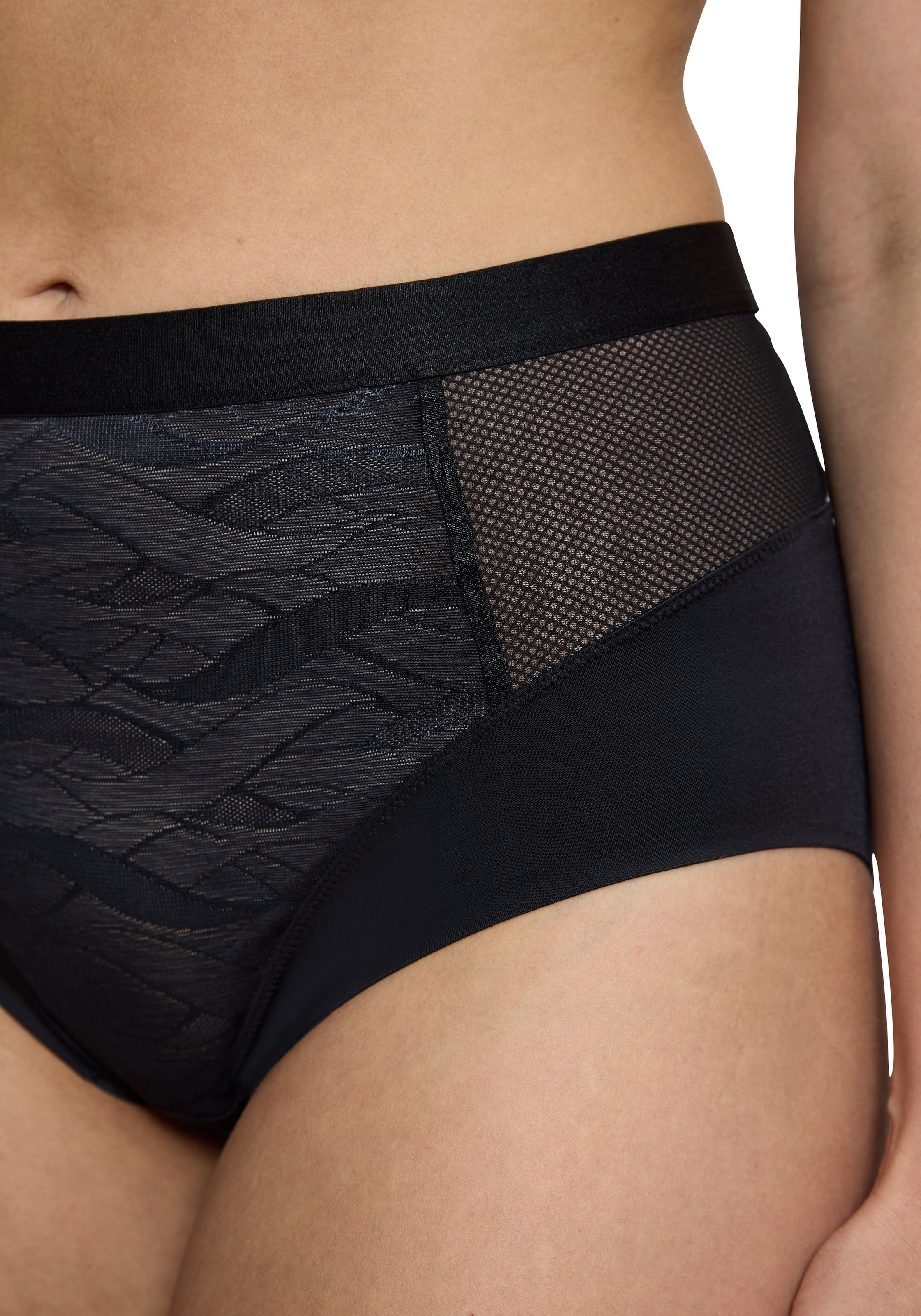 Triumph Shapingslip »Airy Sensation« formend, feiner Tüll mit Rauenmuster, höher geschnittene Passform