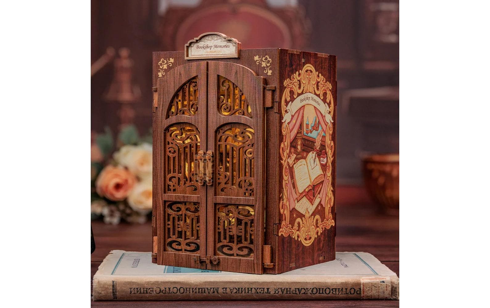   Modellbausatz »Spielmanufaktur Verborgene Bücherstube« 127 Stk. tlg.