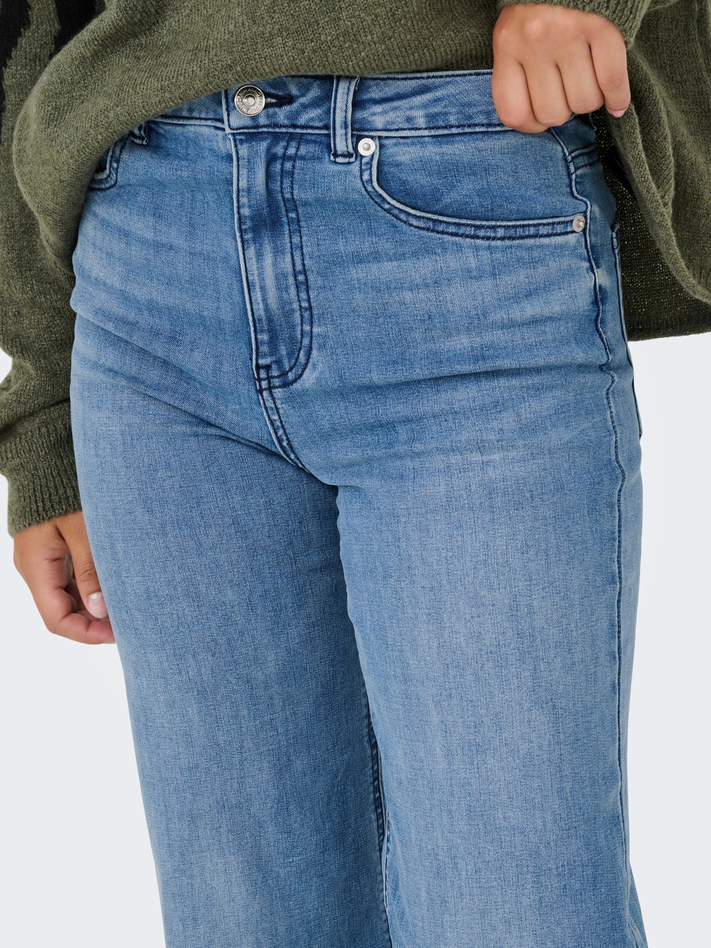 ONLY Jeans taille haute »ONLJUICY-WAUW HW WIDE DNM GUA113 NOOS«