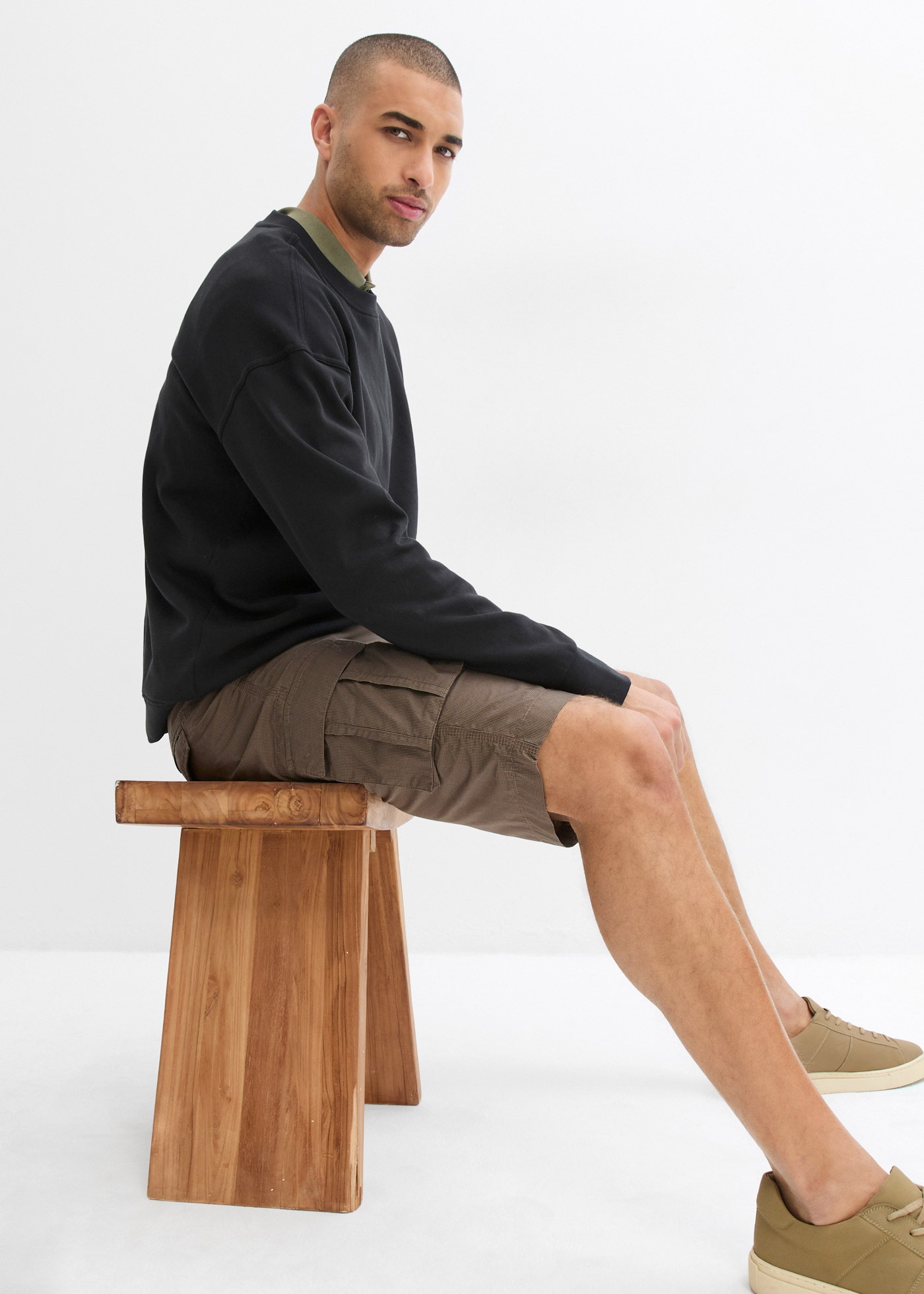 bonprix Cargobermudas  en coton, coupe décontractée, motif minimaliste, style casual