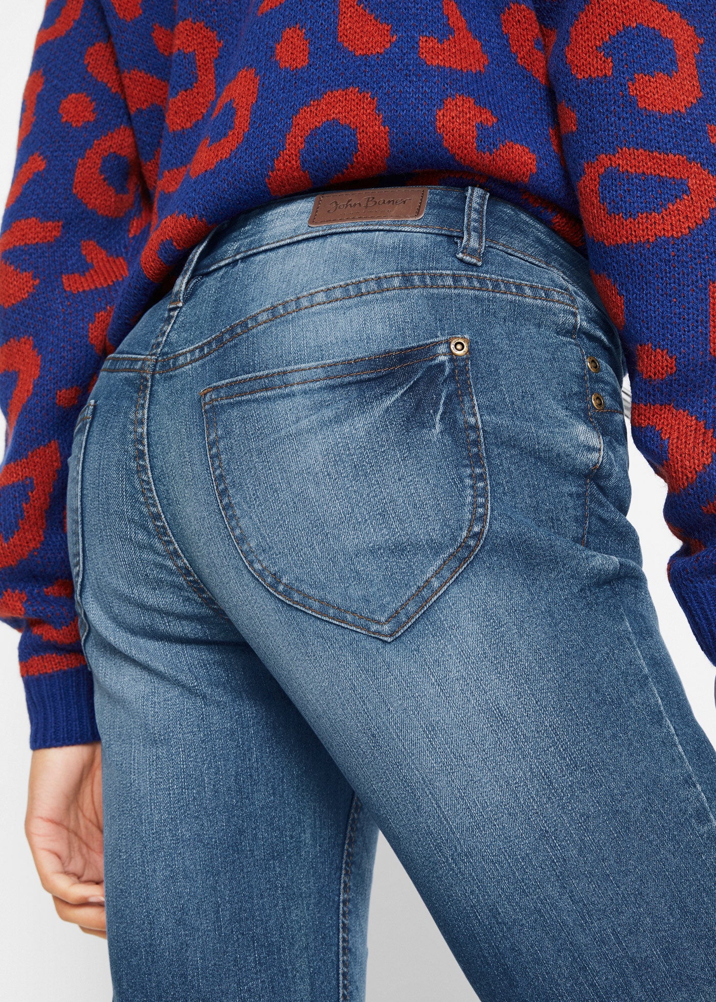 bonprix Jeans bootcut »Bootcut-Jeans Mid Waist, Komfort-Stretch« coupe regular fit, style classique 5 poches