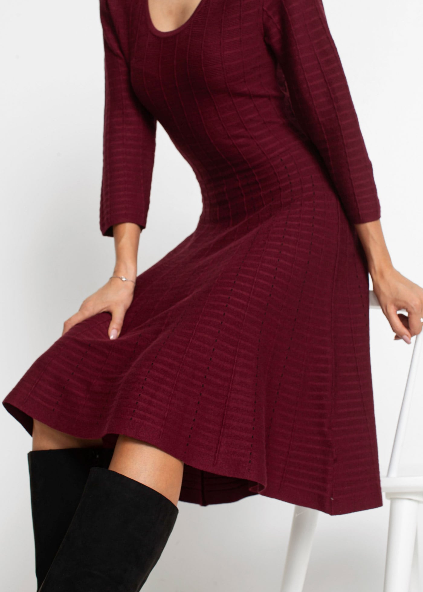 bonprix Robe en tricot »Strickkleid aus fliessendem Viskose-Mix« Strickkleid aus fliessendem Viskose-Mix