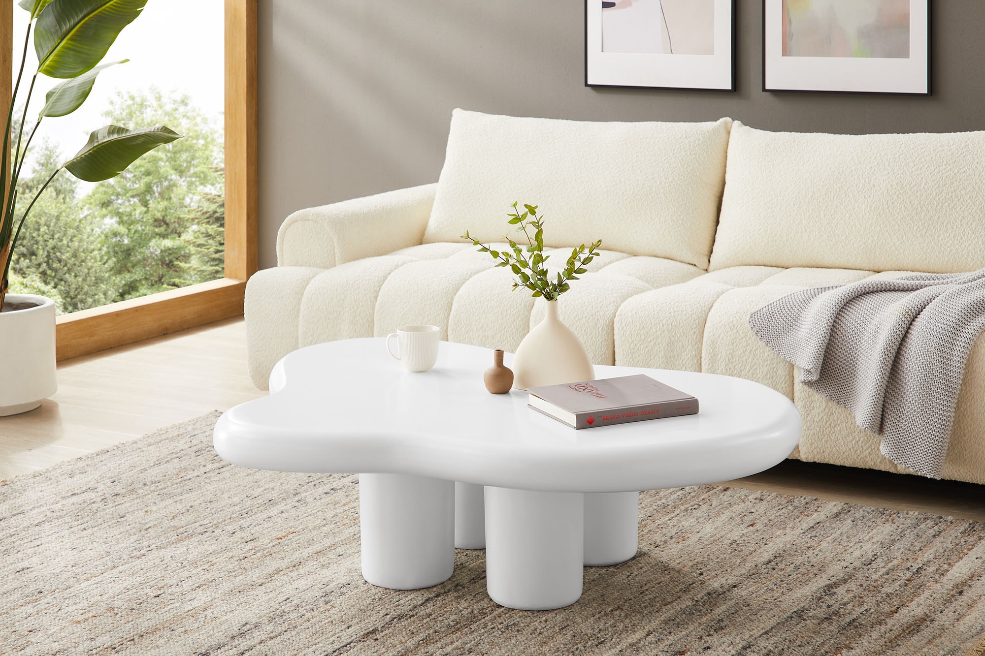 SalesFever Couchtisch »Wohnzimmertisch - stilvoll und funktional« Im verspielten Comic-Stil