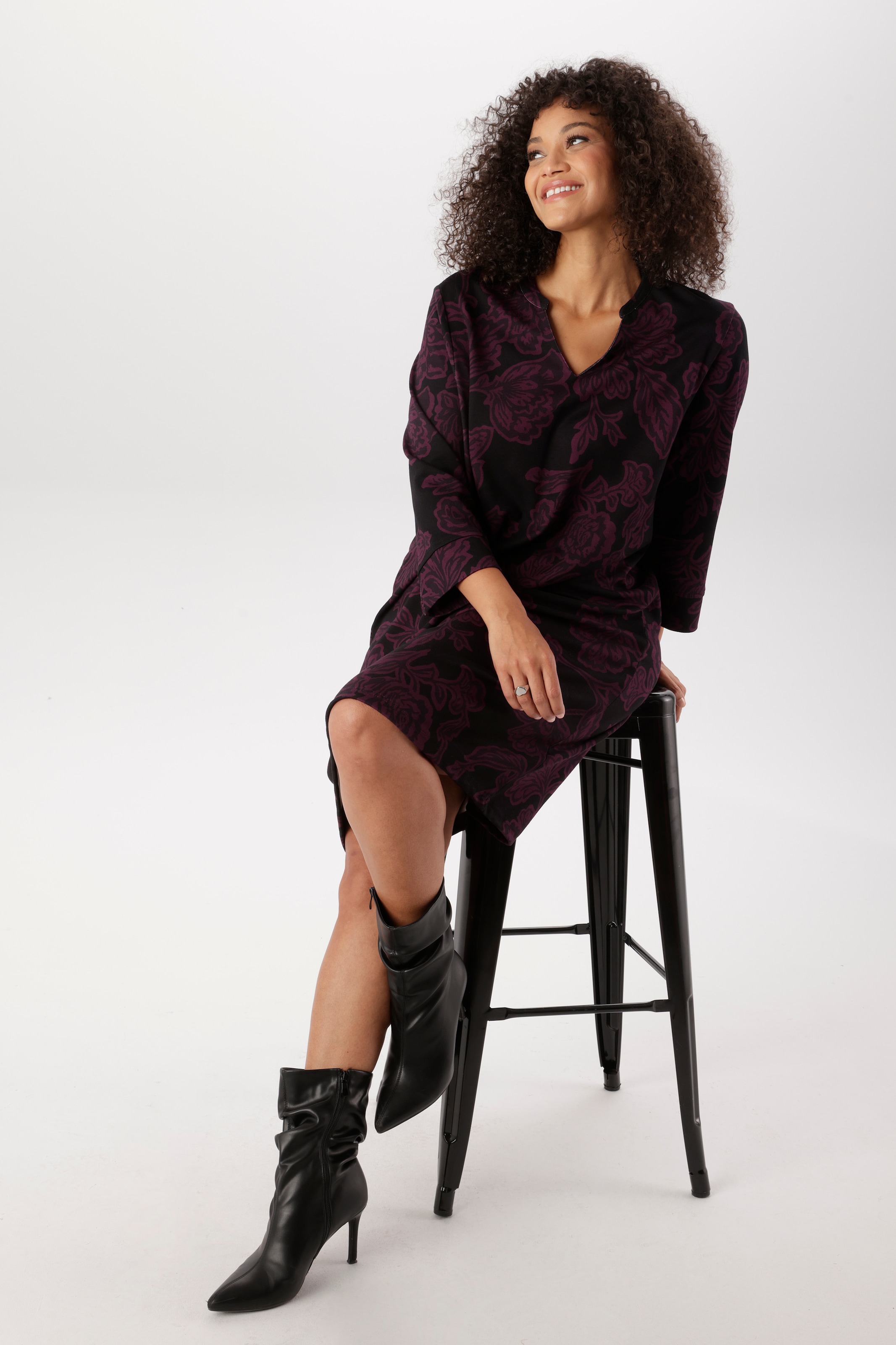 Aniston PLUS Robe en jersey en jersey confortable - NOUVELLE COLLECTION
