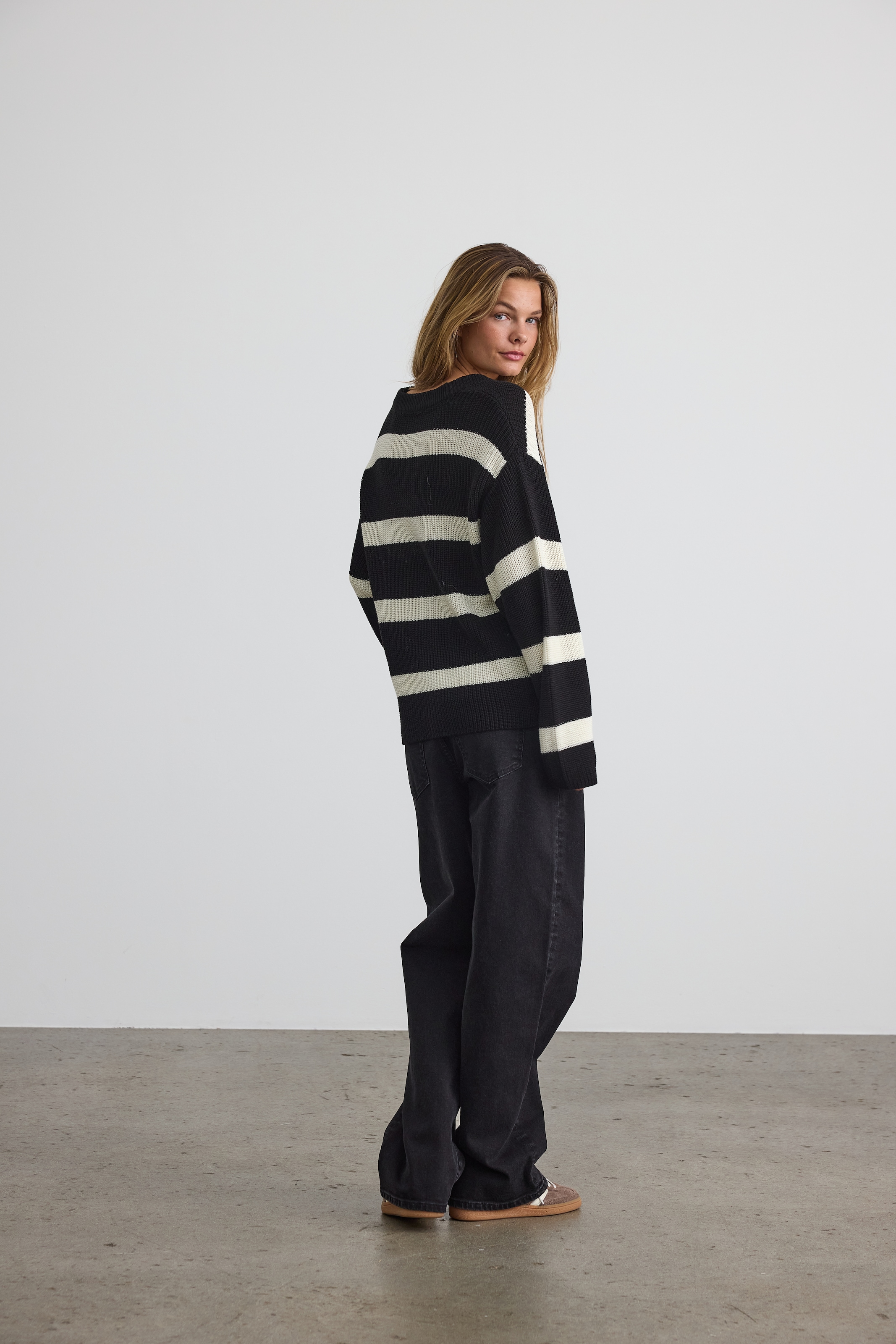 Noisy may Veste en tricot »NMMAYSA L/S V-NECK KNIT CARDIGAN NOOS«