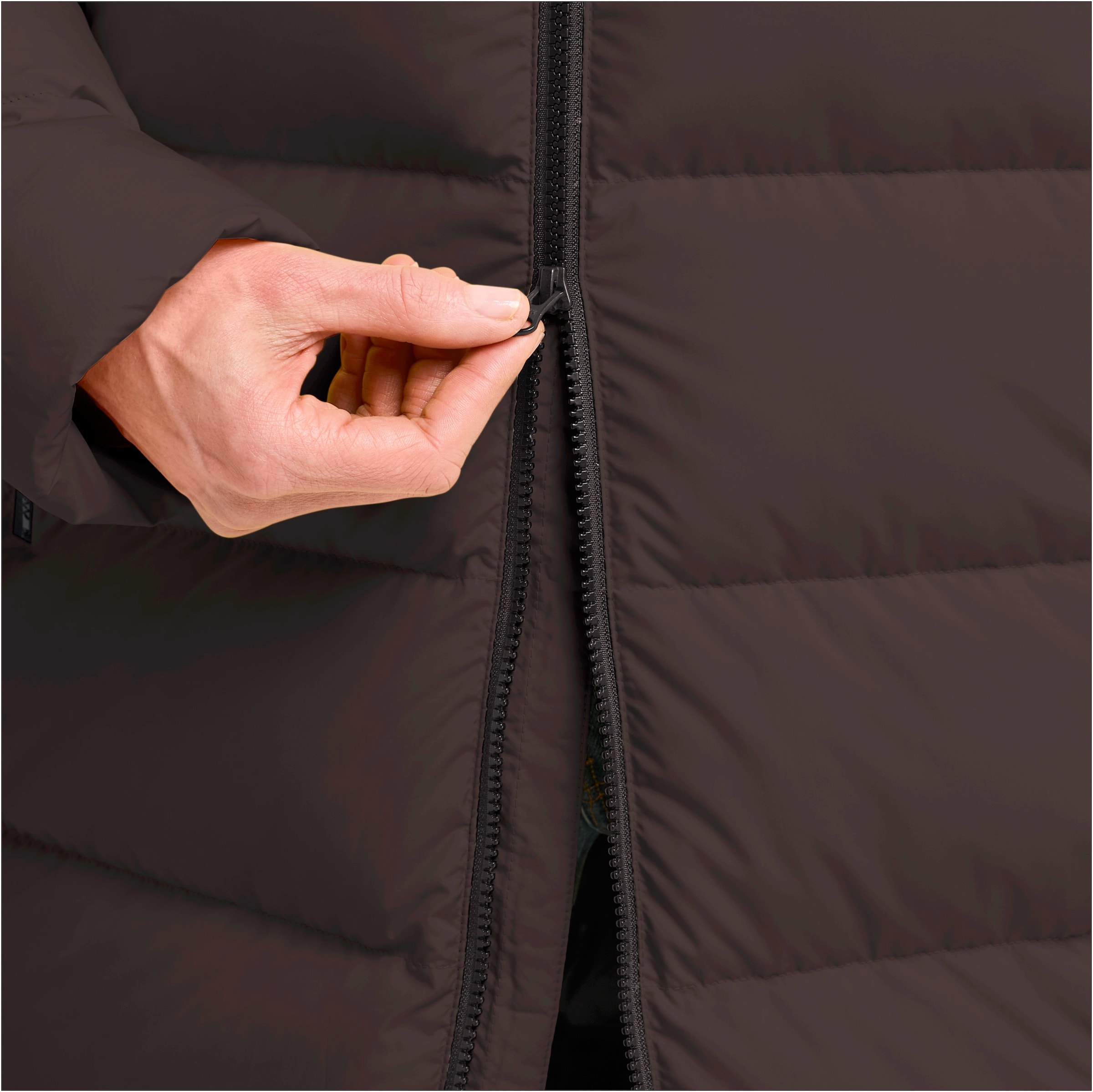 Jack Wolfskin Manteau en duvet »FROZEN PALACE COAT W RDS« mit Entendaunen- und Federfüllung, mit individuell anpassbarer Kapuze