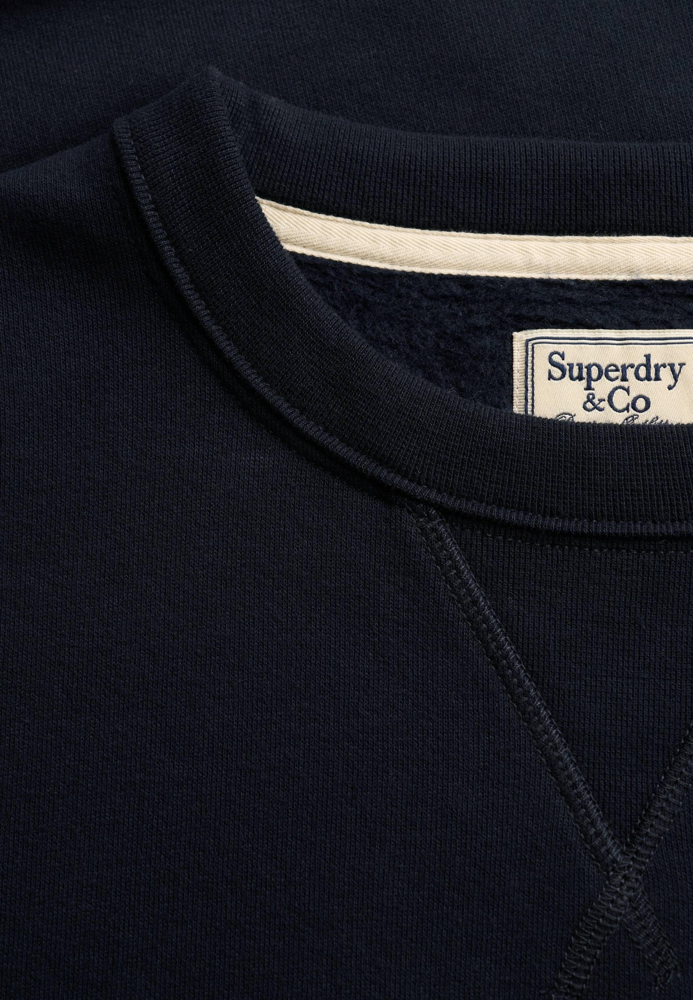Superdry Sweat-shirt »ESSENTIAL STACKED LOGO CREW«, mélange de coton
