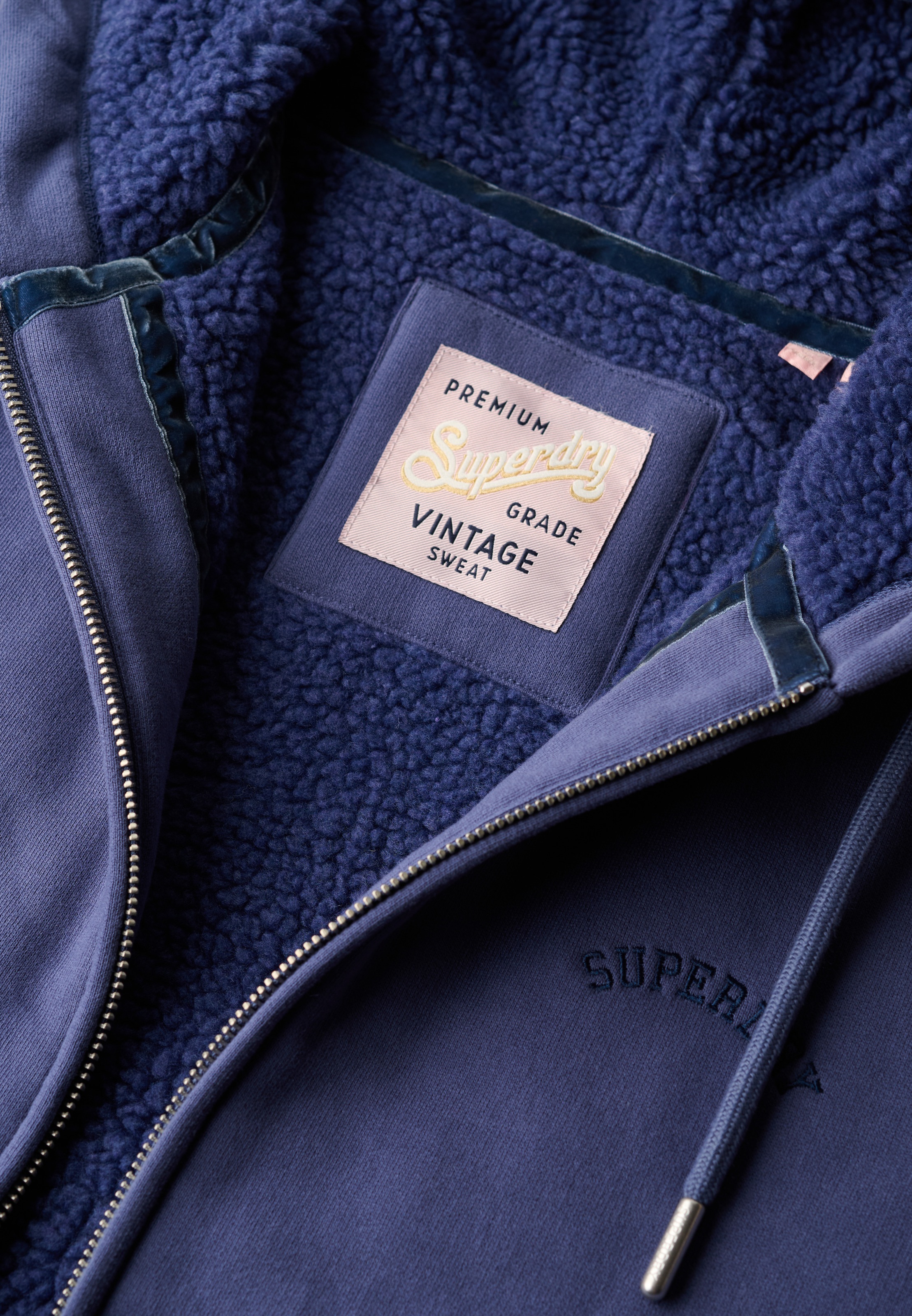 Superdry Kapuzensweatjacke »BORG LINED ZIPHOOD«