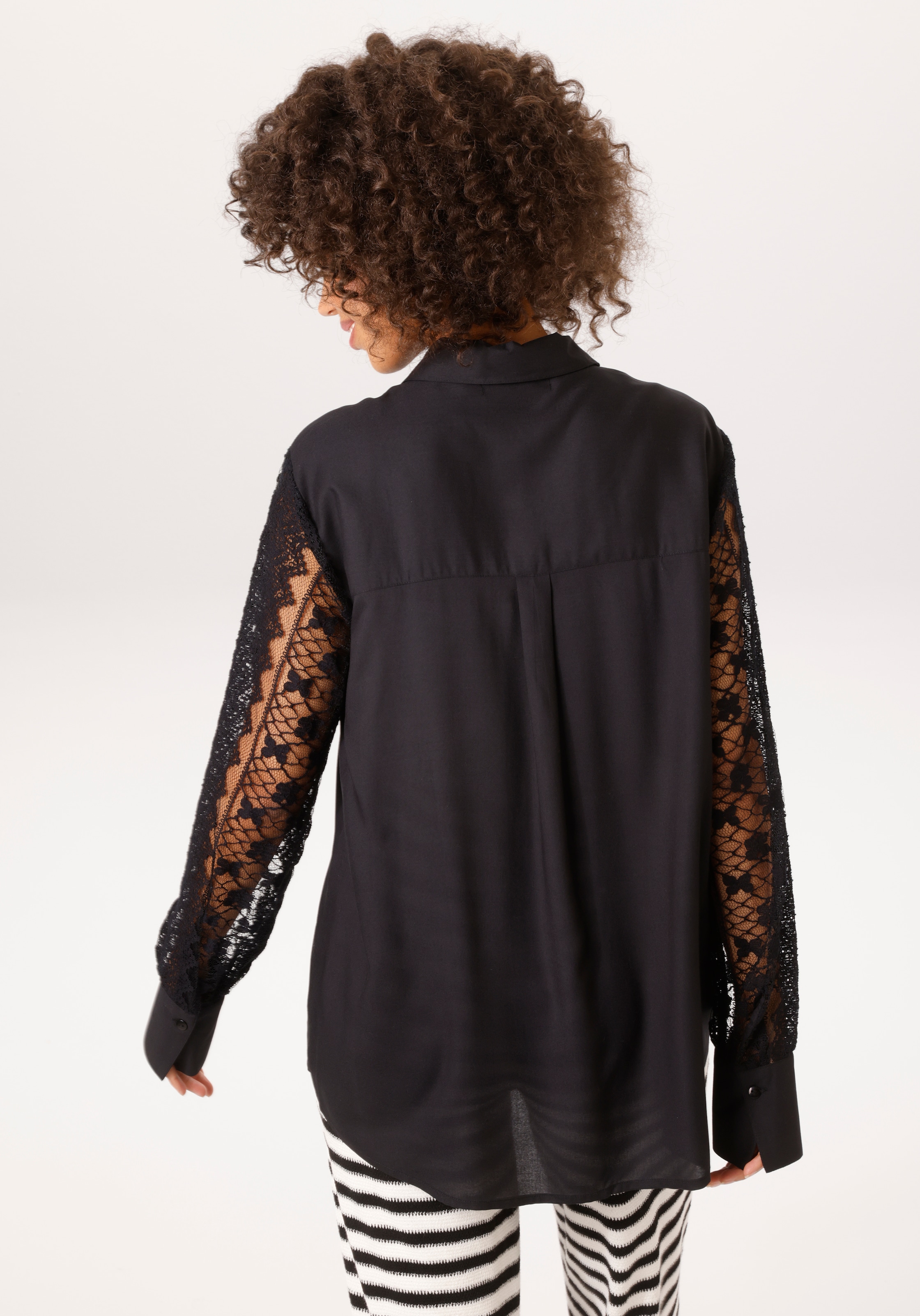 Aniston CASUAL Blouse chemise mit langen Ärmeln aus aufwändiger Spitze - NEUE KOLLEKTION