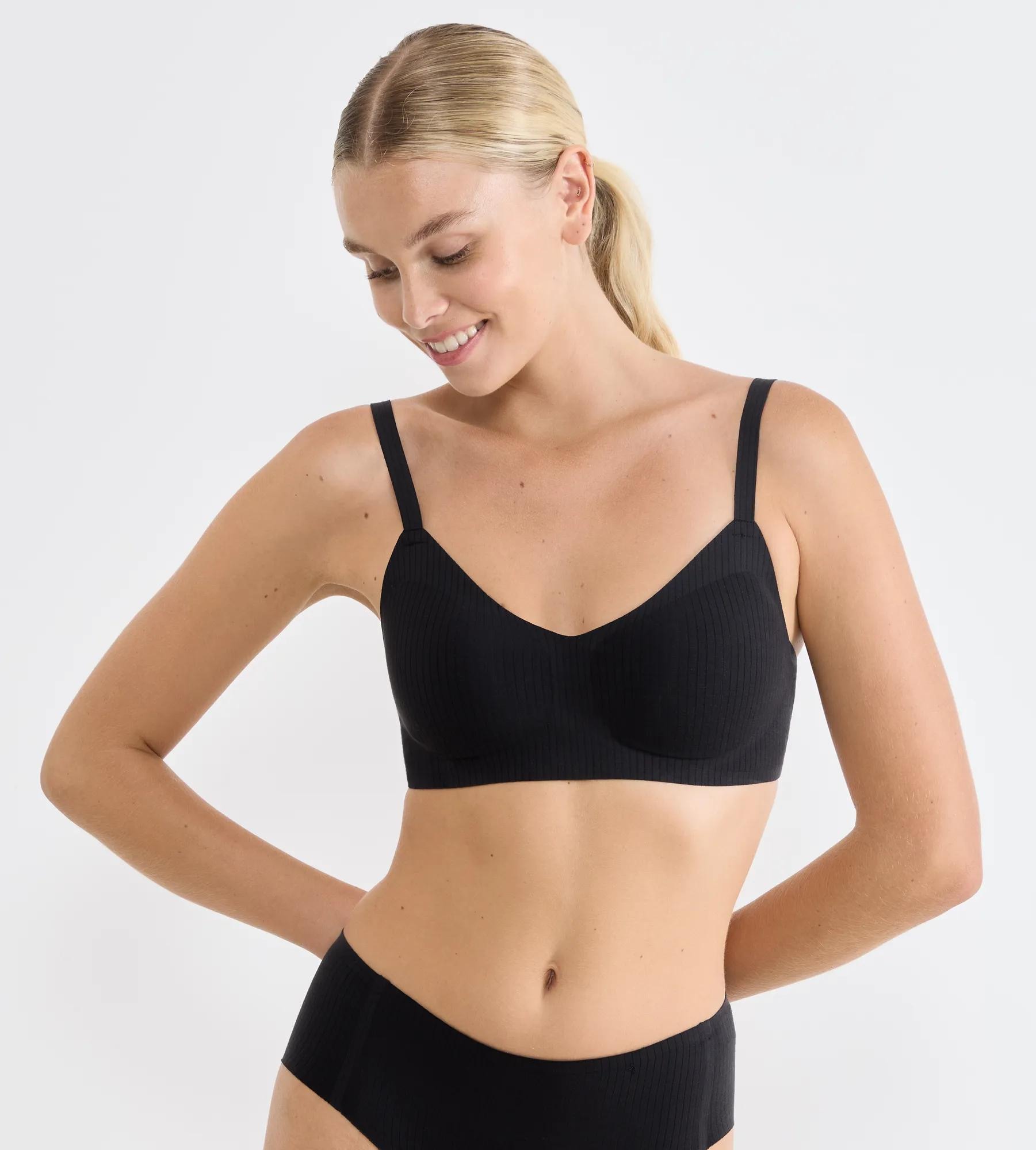 sloggi Soft-BH »ZERO Feel Pure« mit herausnehmbaren, atmungsaktiven Pads, dezenter Streifeneffekt