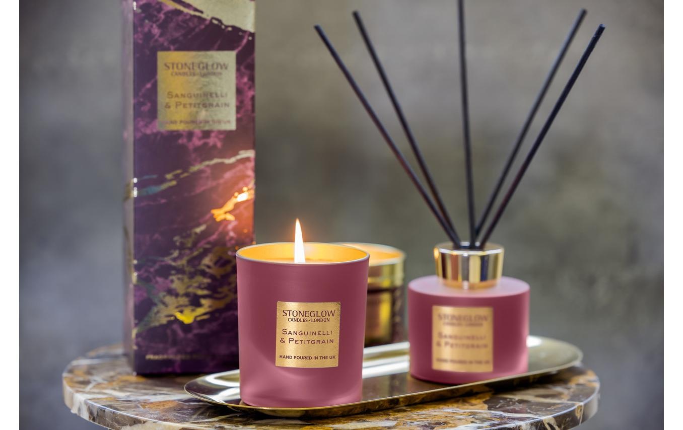 Stoneglow Bougie parfumée »Sanguinelli & Petitgrain 220 g«