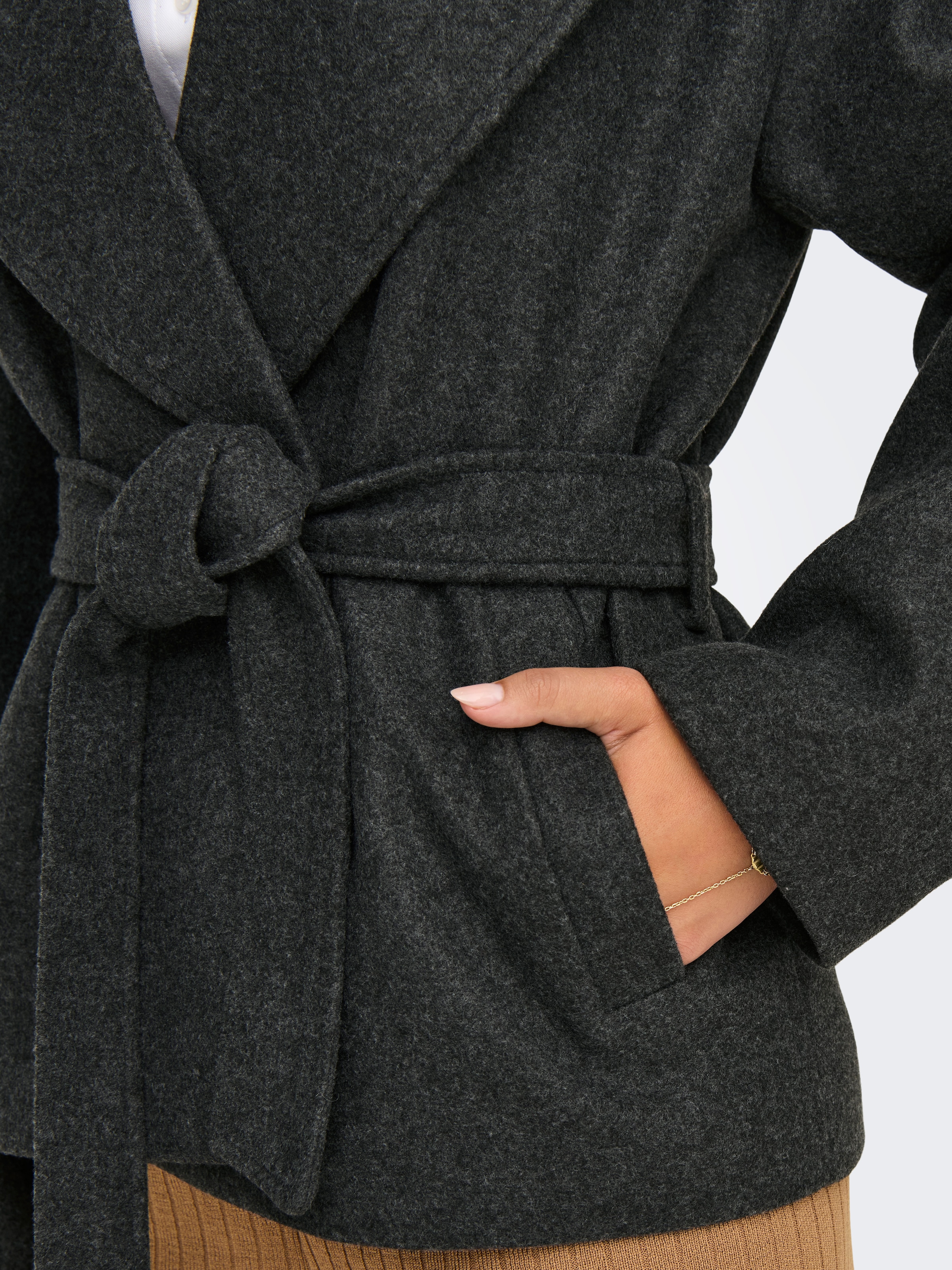 ONLY Manteau court »ONLAUGUSTA LIFE SHORT COAT OTW« fibre synthétique