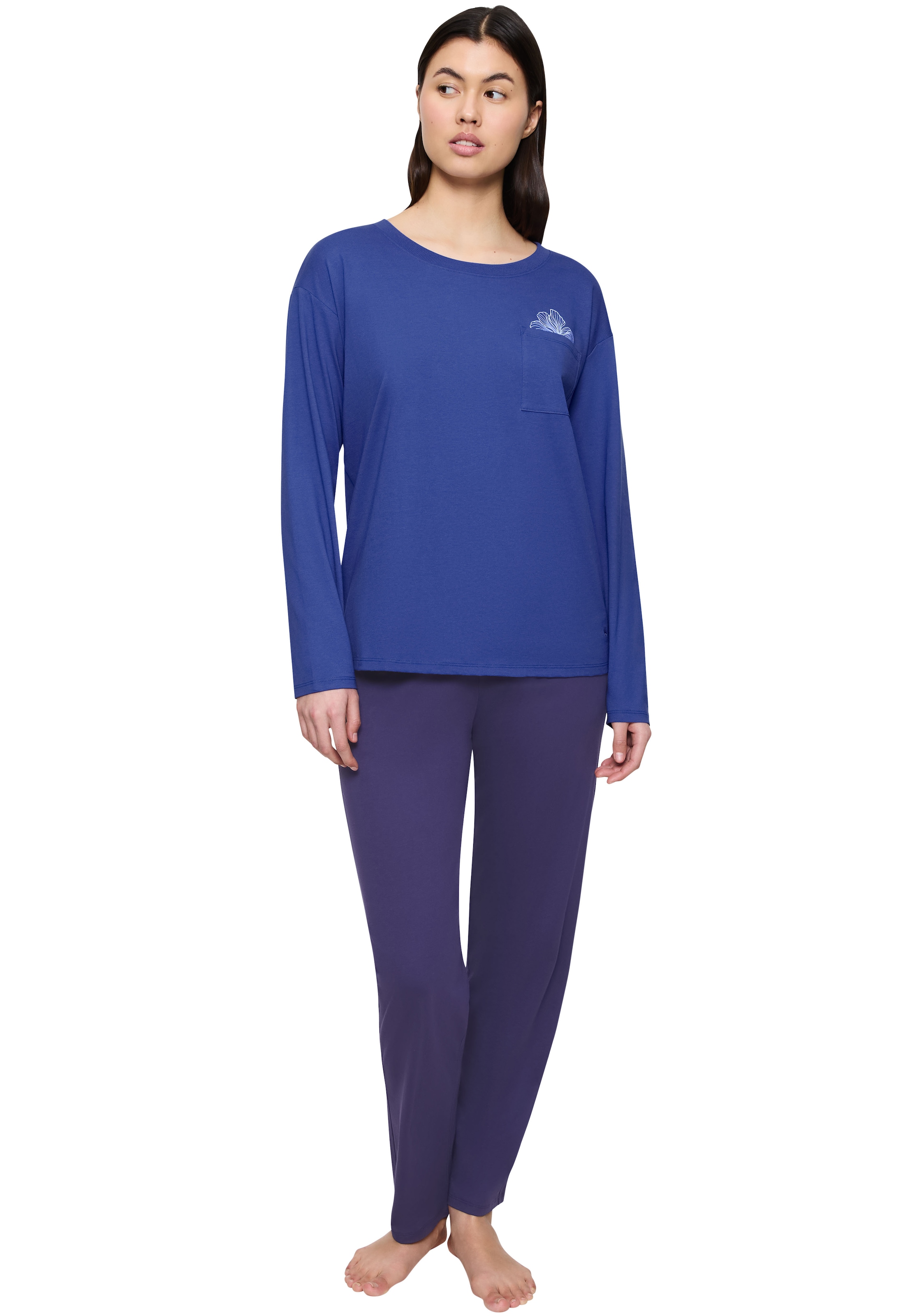 Triumph Pyjama Blumenstickerei, Brusttasche, Rundhalsausschnitt, Langarm