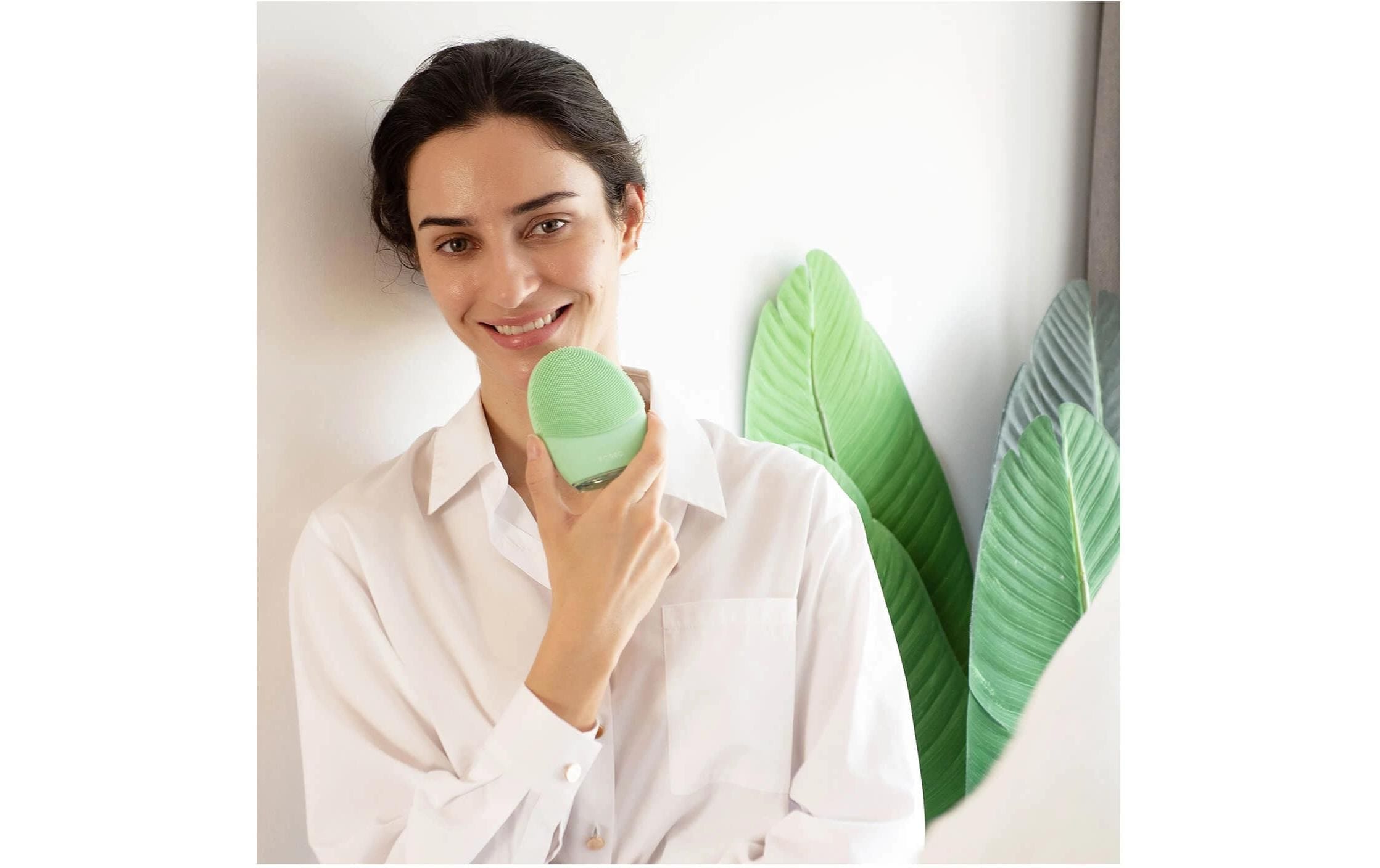 FOREO Brosse électrique pour le nettoyage du visage »LUNA™ 4 combination skin«