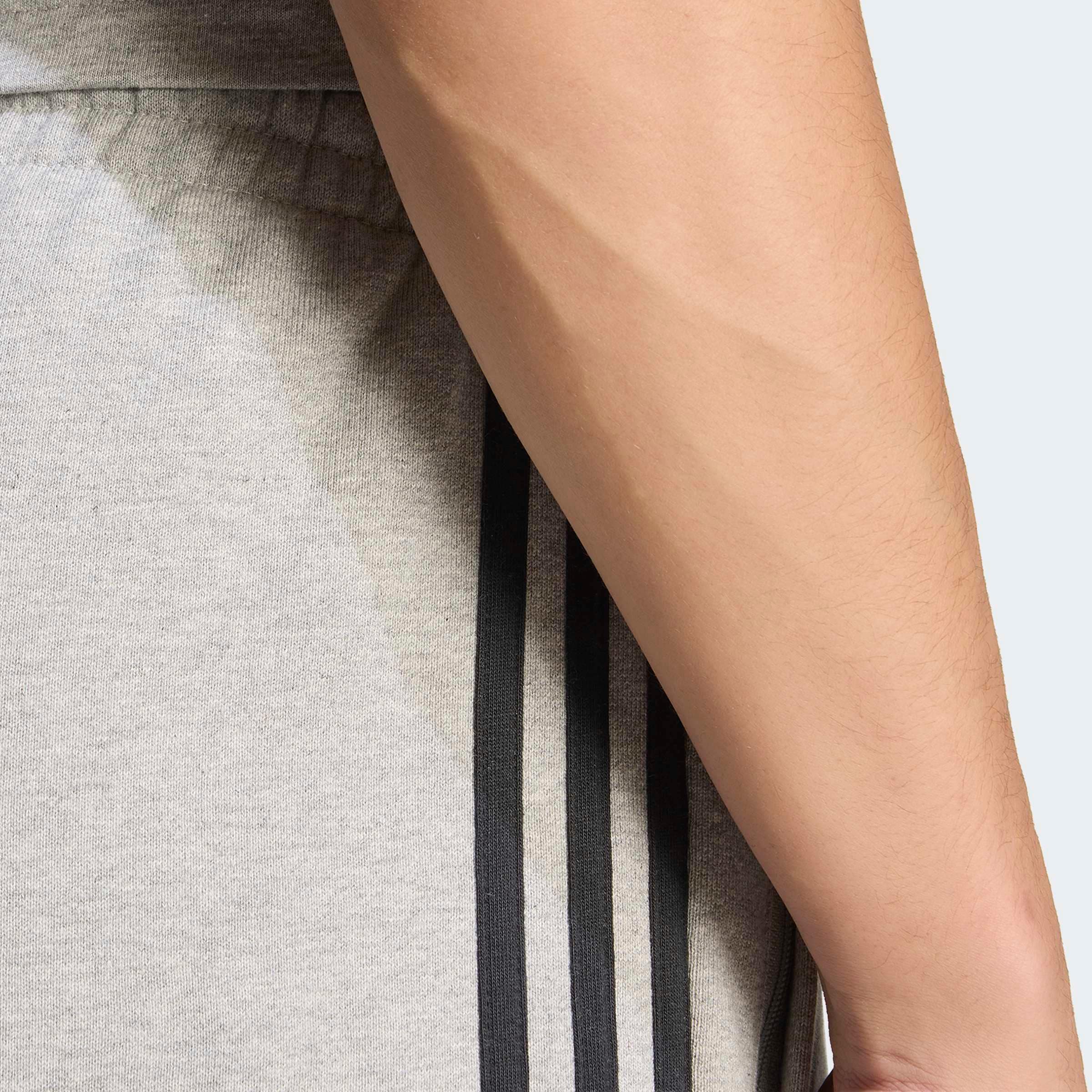 adidas Originals Short »3S SHO«  style sportif, pour la rue et la maison, en French Terry doux