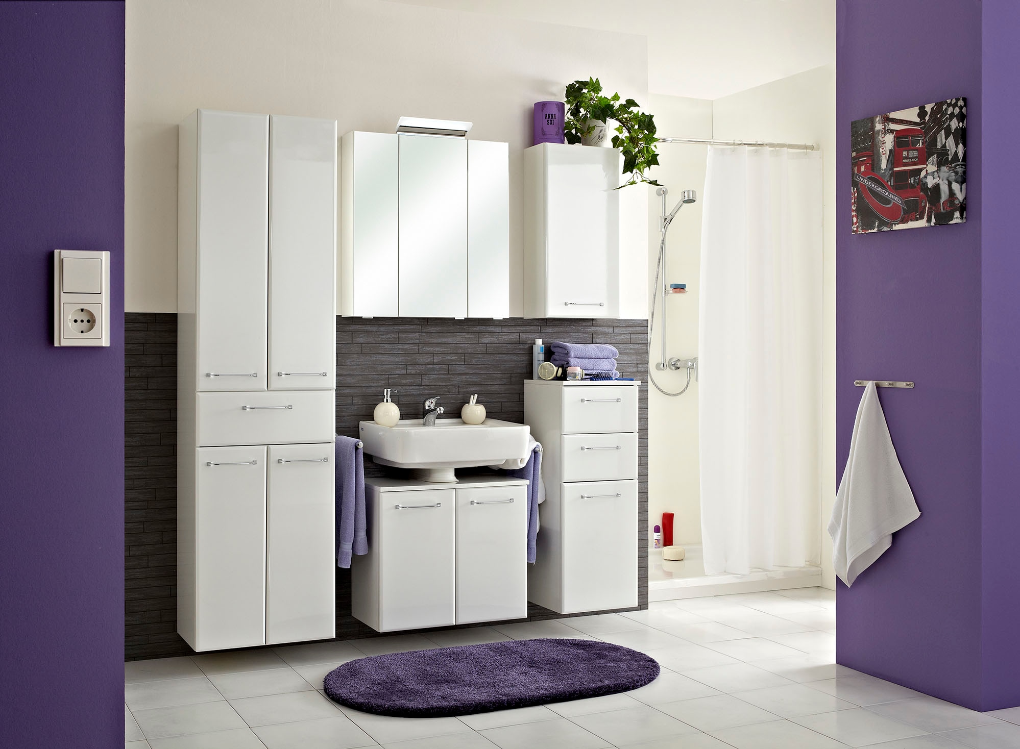 Saphir Armoire haute »Quickset Badschrank 50 cm breit, 4 Türen, 1 Schublade, 3 Einlegeböden« armoire haute de salle de bain avec amortisseur de porte, poignées chrome brillant