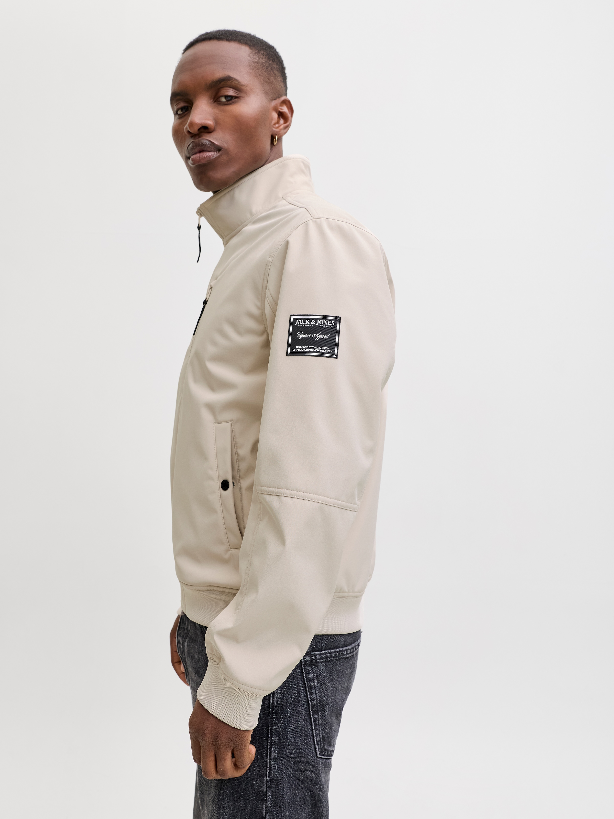 Jack & Jones Veste softshell »JJEPARKER SOFTSHELL BOMBER SN« mit Brust-Reissverschluss