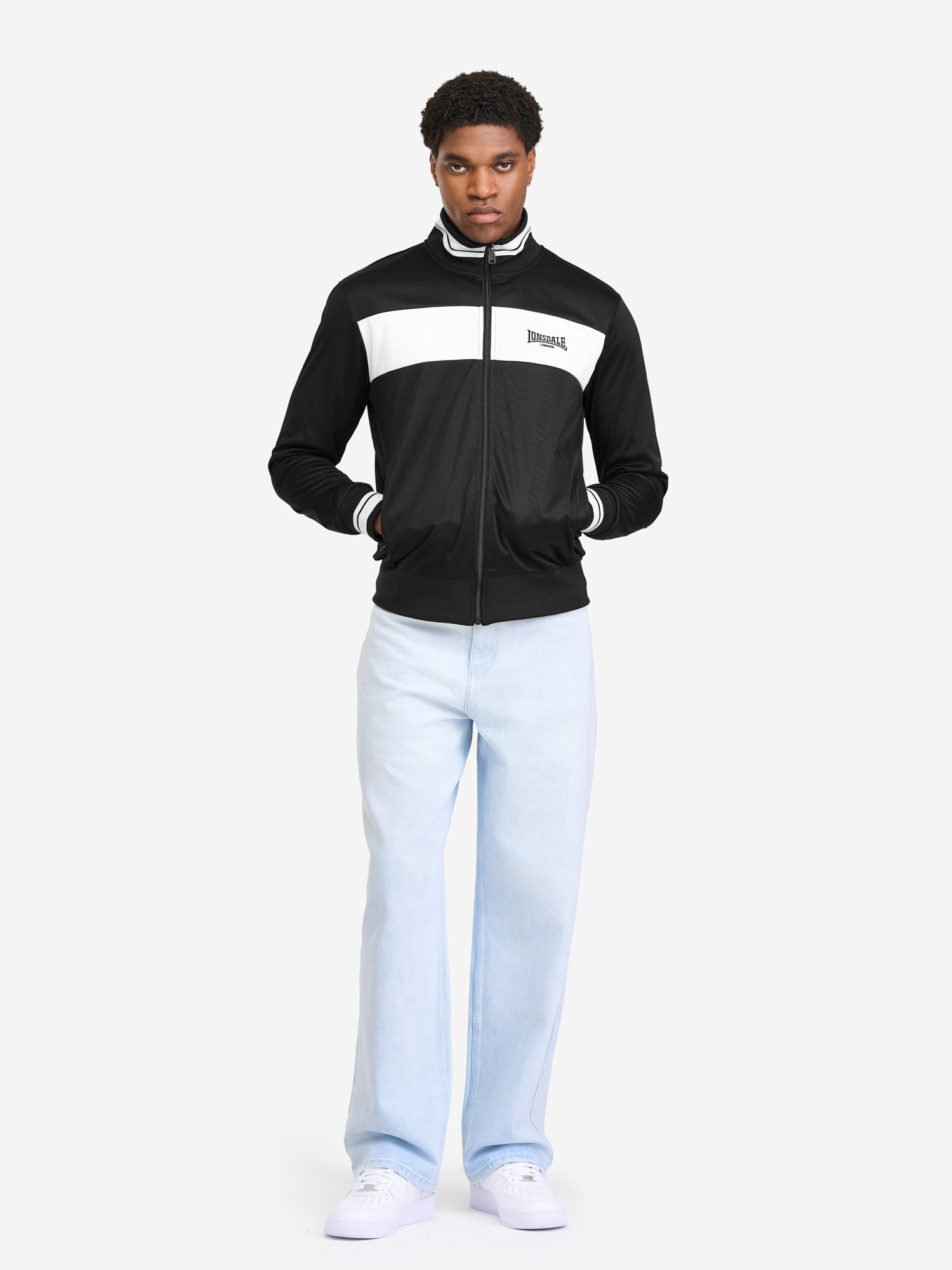 Lonsdale Veste d'entraînement »TRAININGSJACKE NORMALE PASSFORM MEOLS« 1 cuis tlg. sportlicher Stil