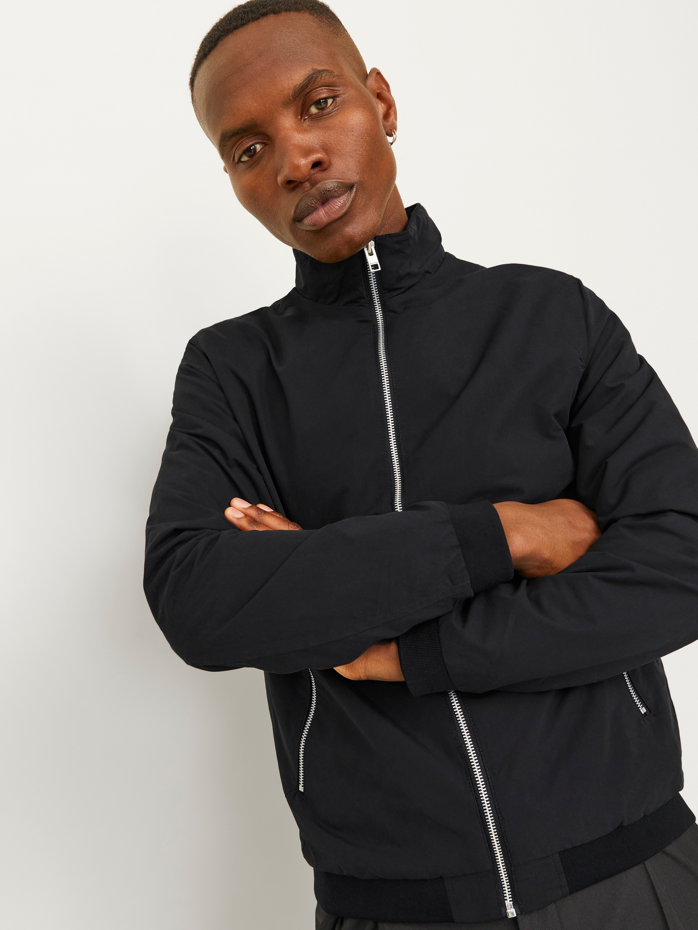 Jack & Jones Blouson »JJERUSH Stylisch, funktional, ideal für Herbst, pflegeleicht« ohne Kapuze mit stylischem Stehkragen