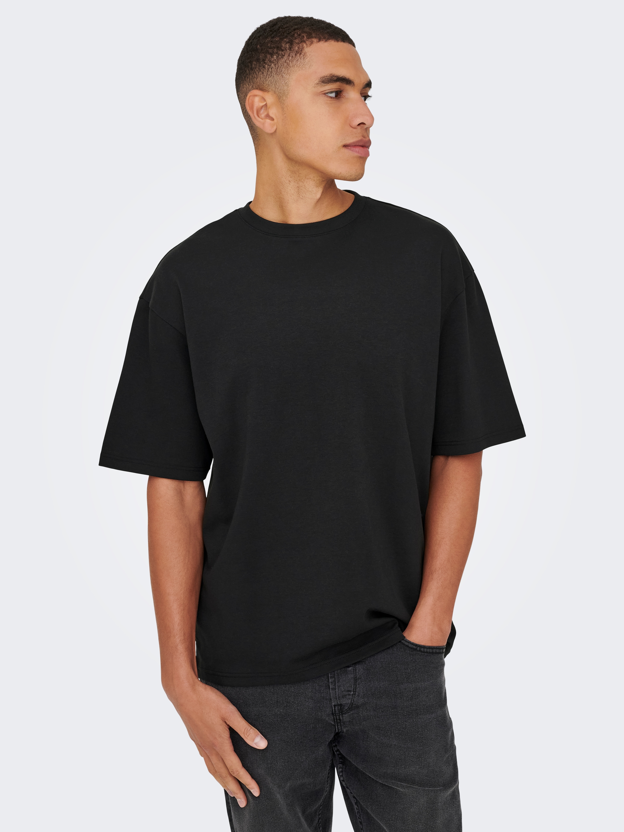 ONLY & SONS Shirt à col rond »ONSCASPIAN AUT SS TEE« mélange coton, coupe régulière