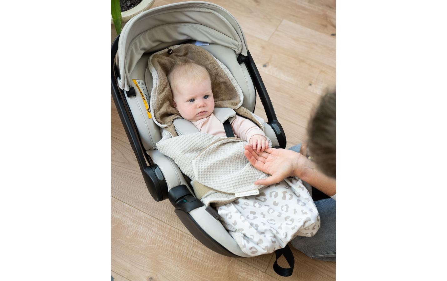 ULLENBOOM ® Couverture d'enveloppement »Leo 90 x 100 cm«