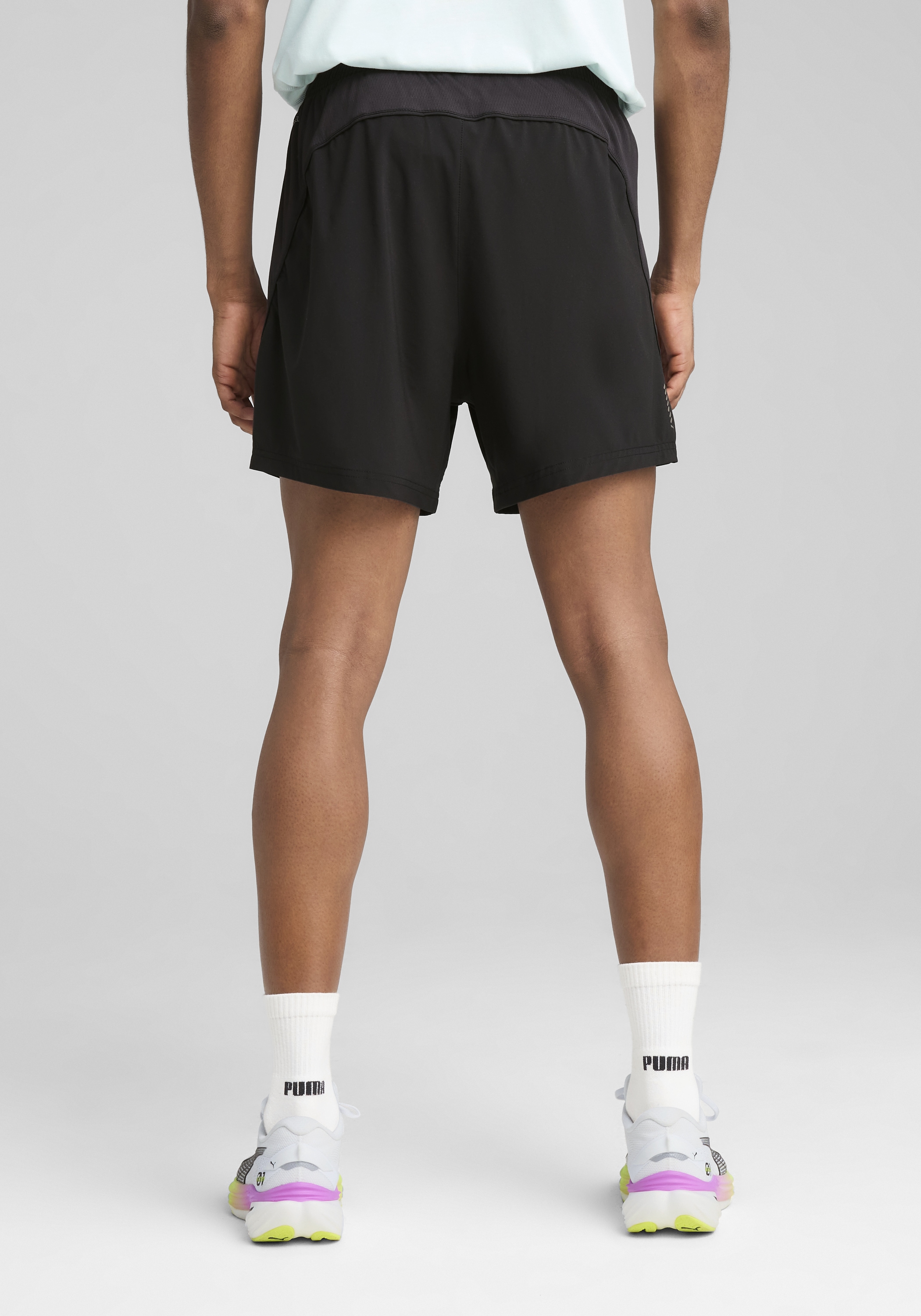 PUMA Short de course »M RUN VELOCITY 5 SHORT«  avec technologie DryCELL, avec espace de rangement, coupe régulière