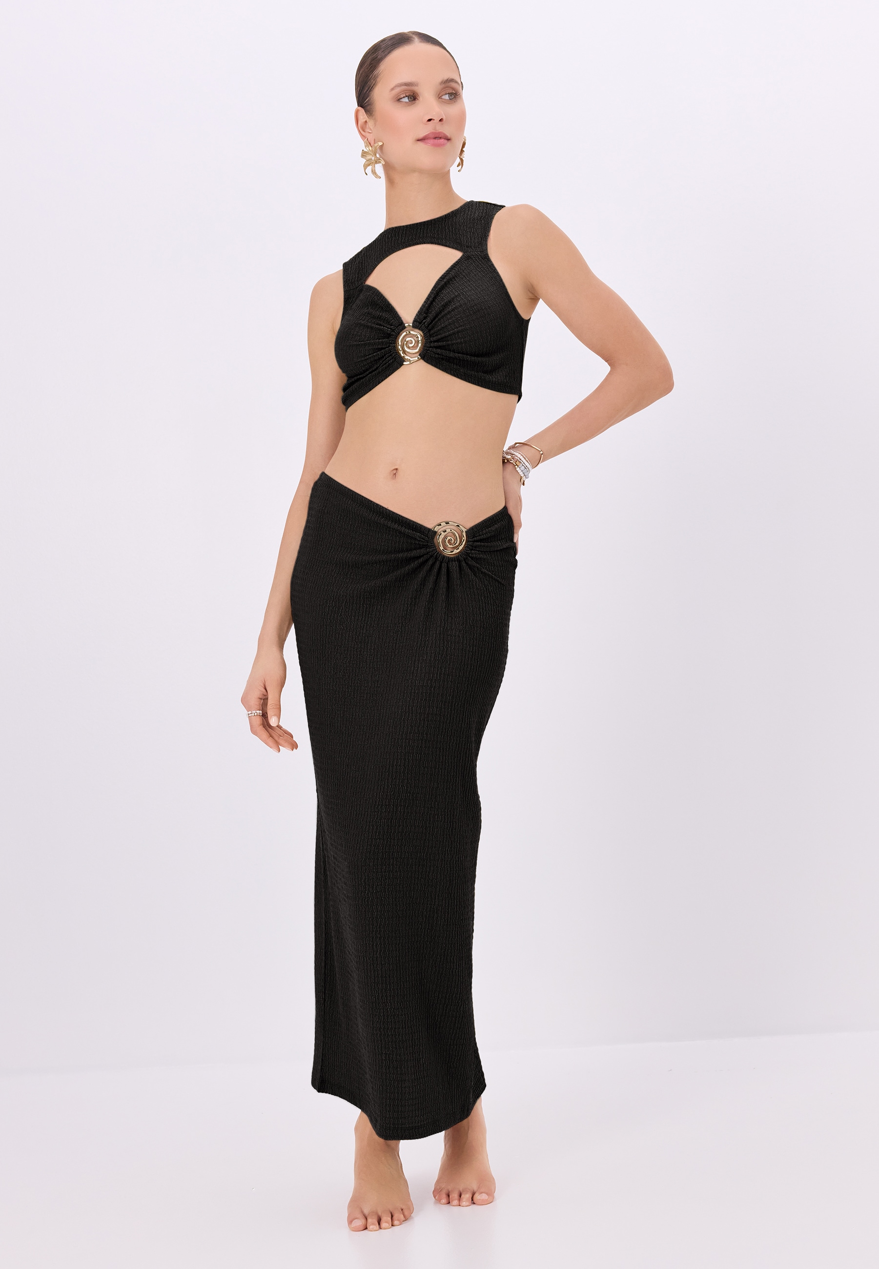 LSCN by LASCANA Maxi jupe aus weicher Crinkleware mit Zieraccessoire