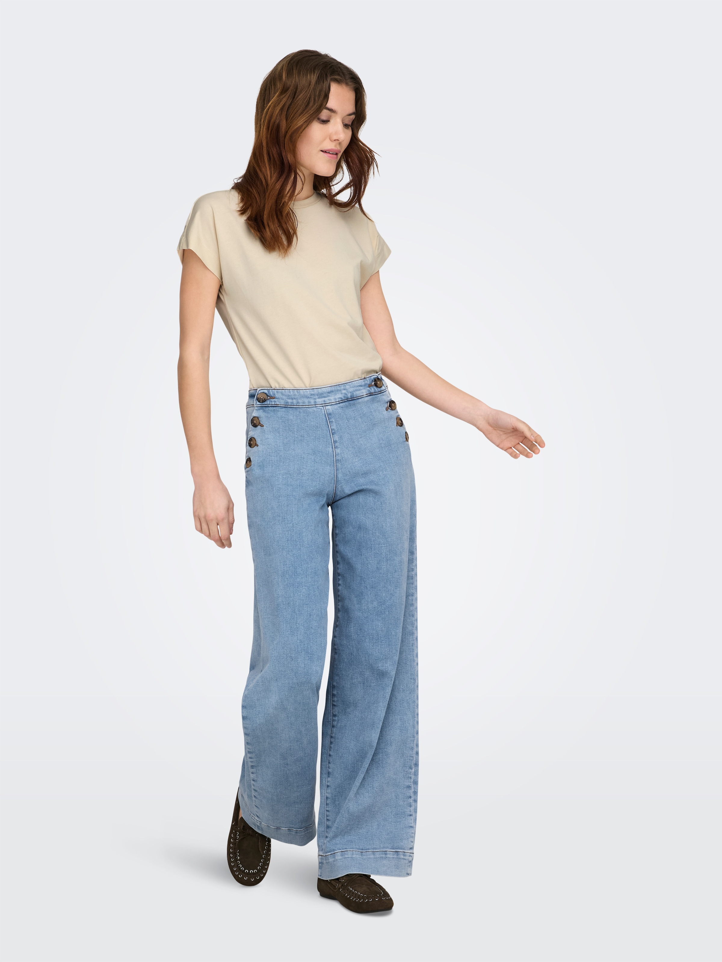 ONLY High-waist-Jeans »ONLMADISON HW BUTTON WIDE DNM GEN223NOOS« mit Knopf Details